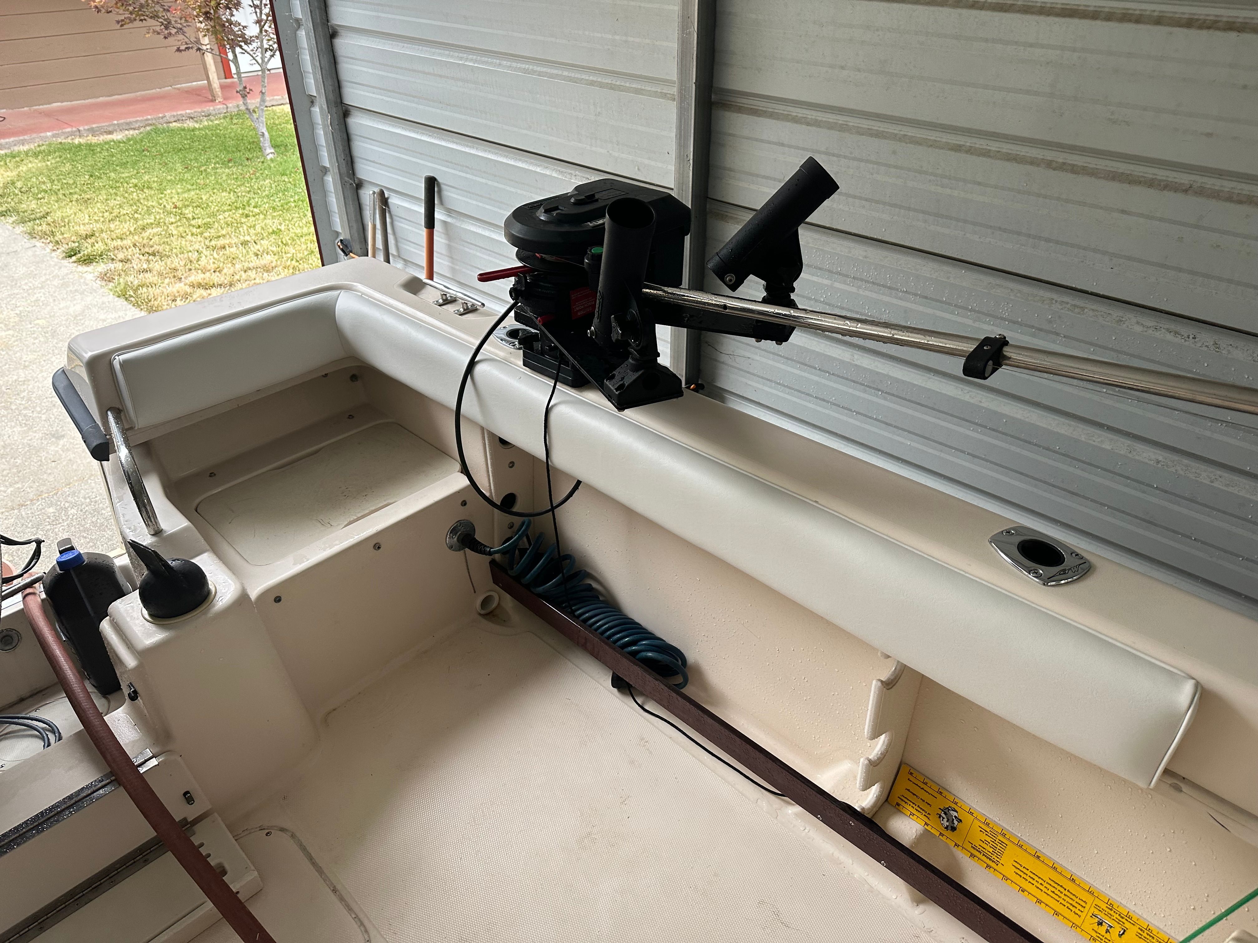1997 Grady-White Adventure 208 - 5