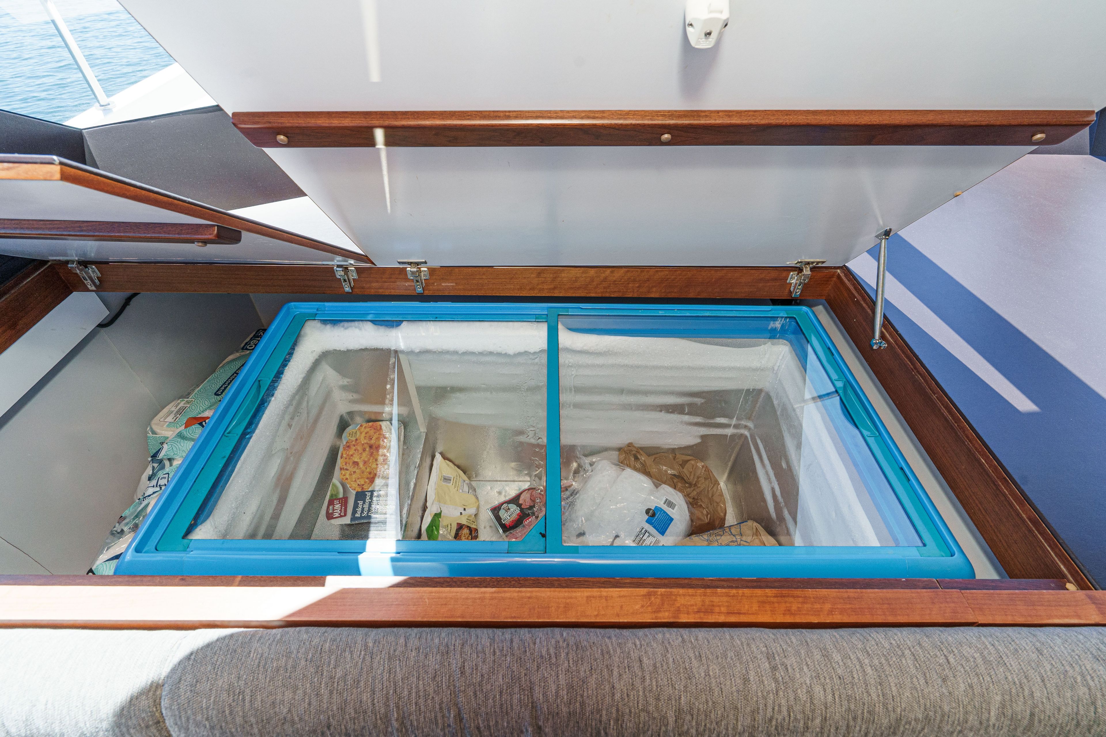 2015 Ocean Alexander 90 Skylounge Motoryacht - 55