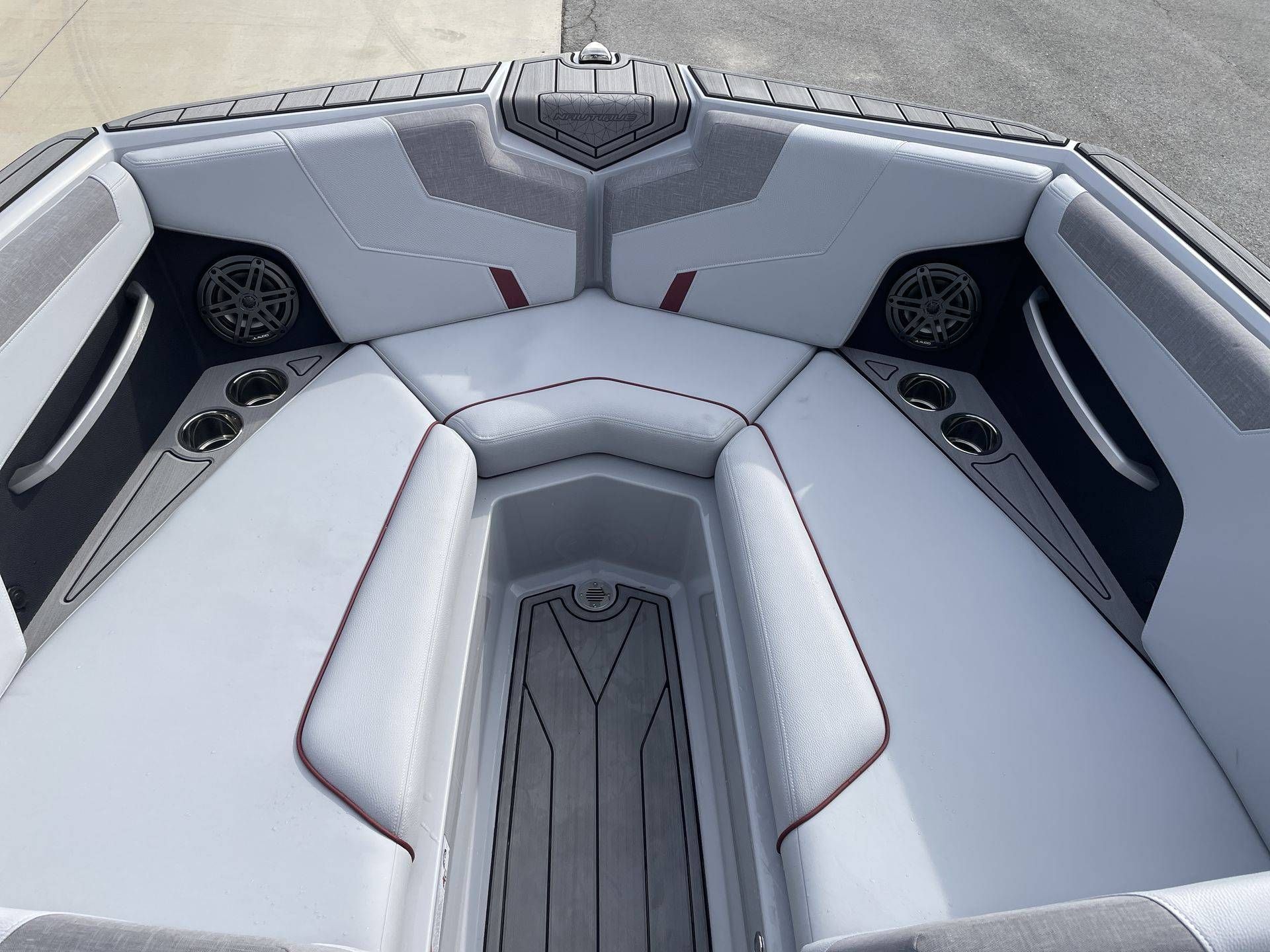 2025 Nautique GS24 - 24