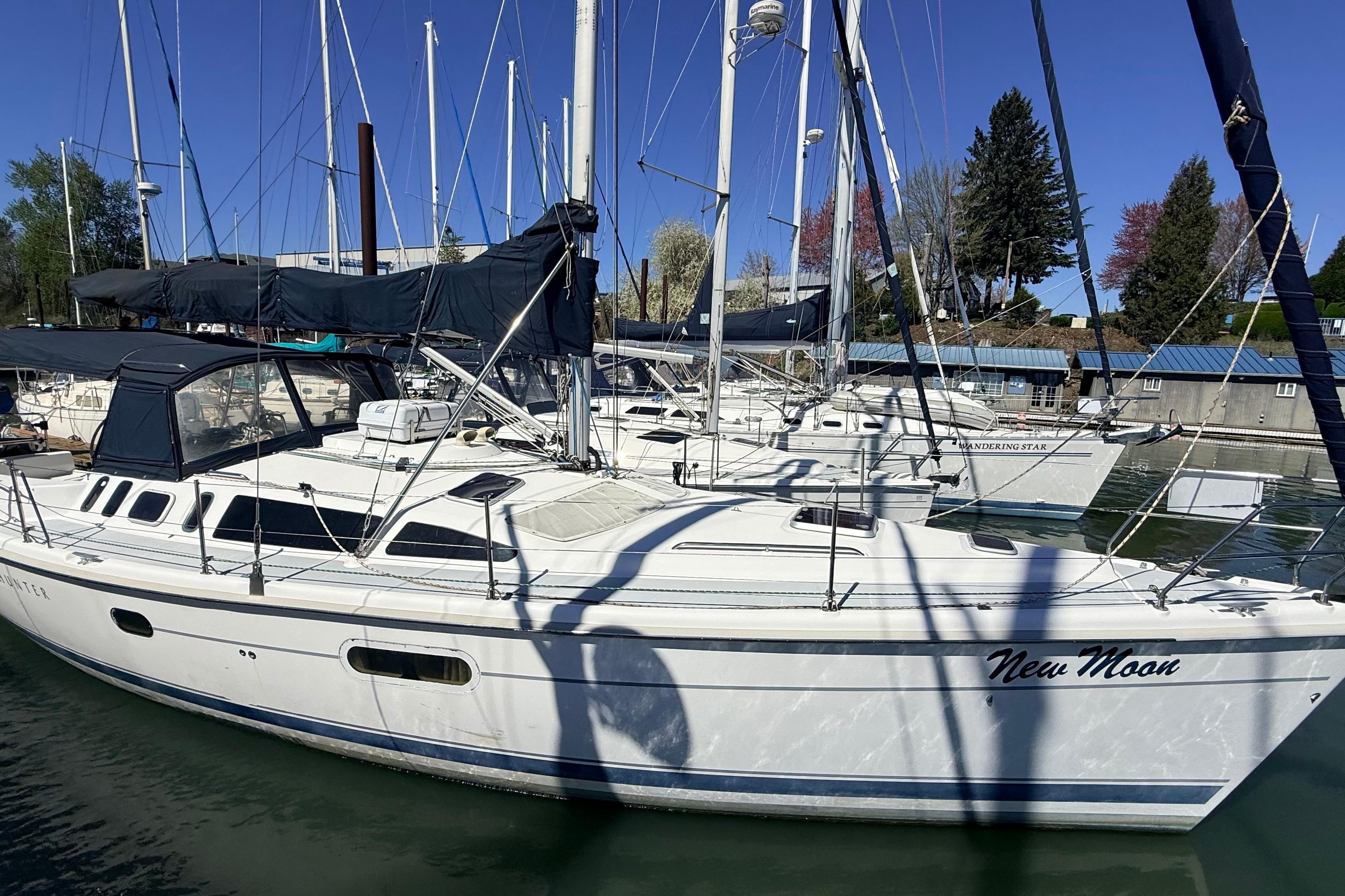 2000 Hunter 410