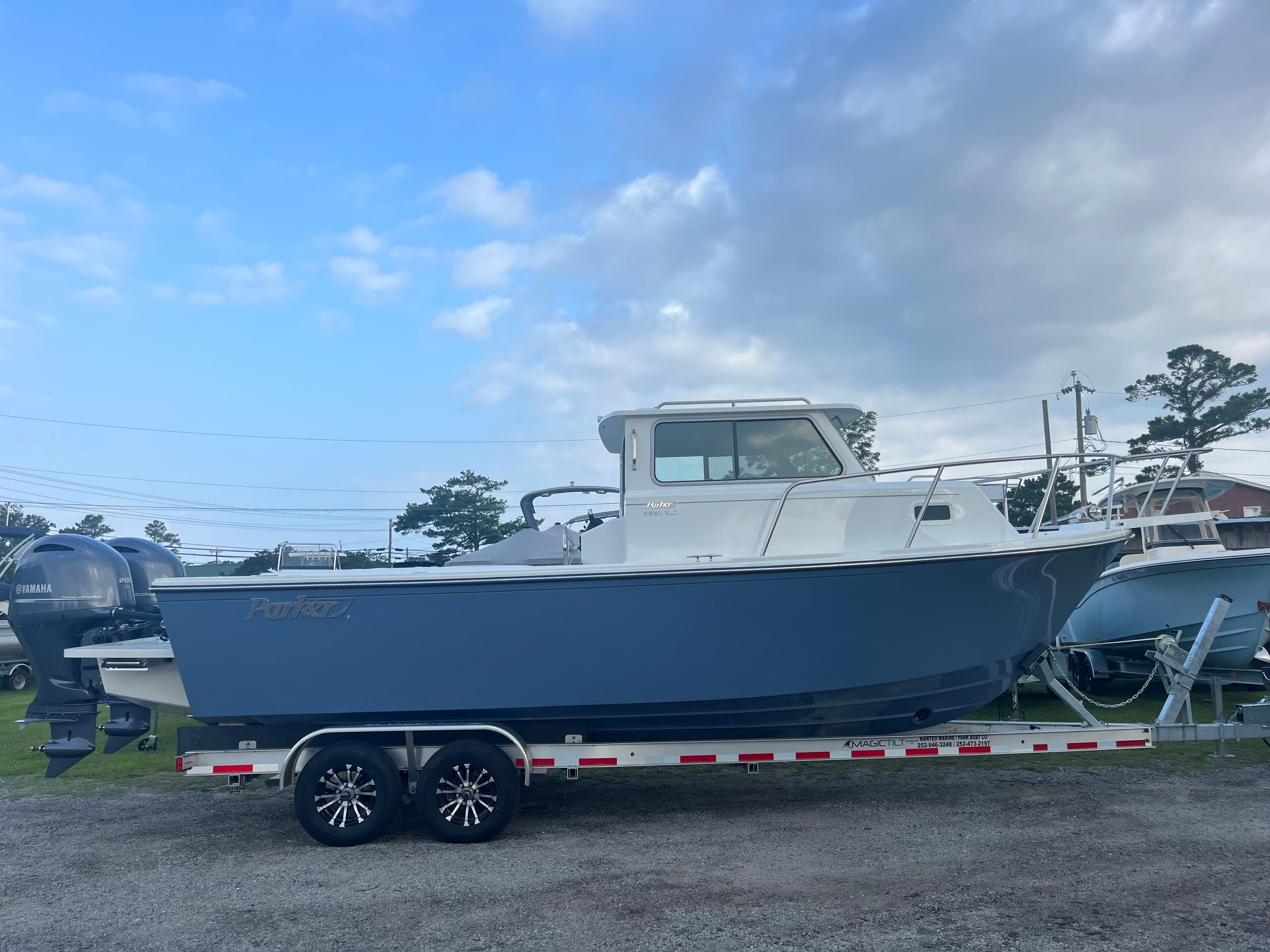 2024 Parker 2520 XLD Sport Cabin