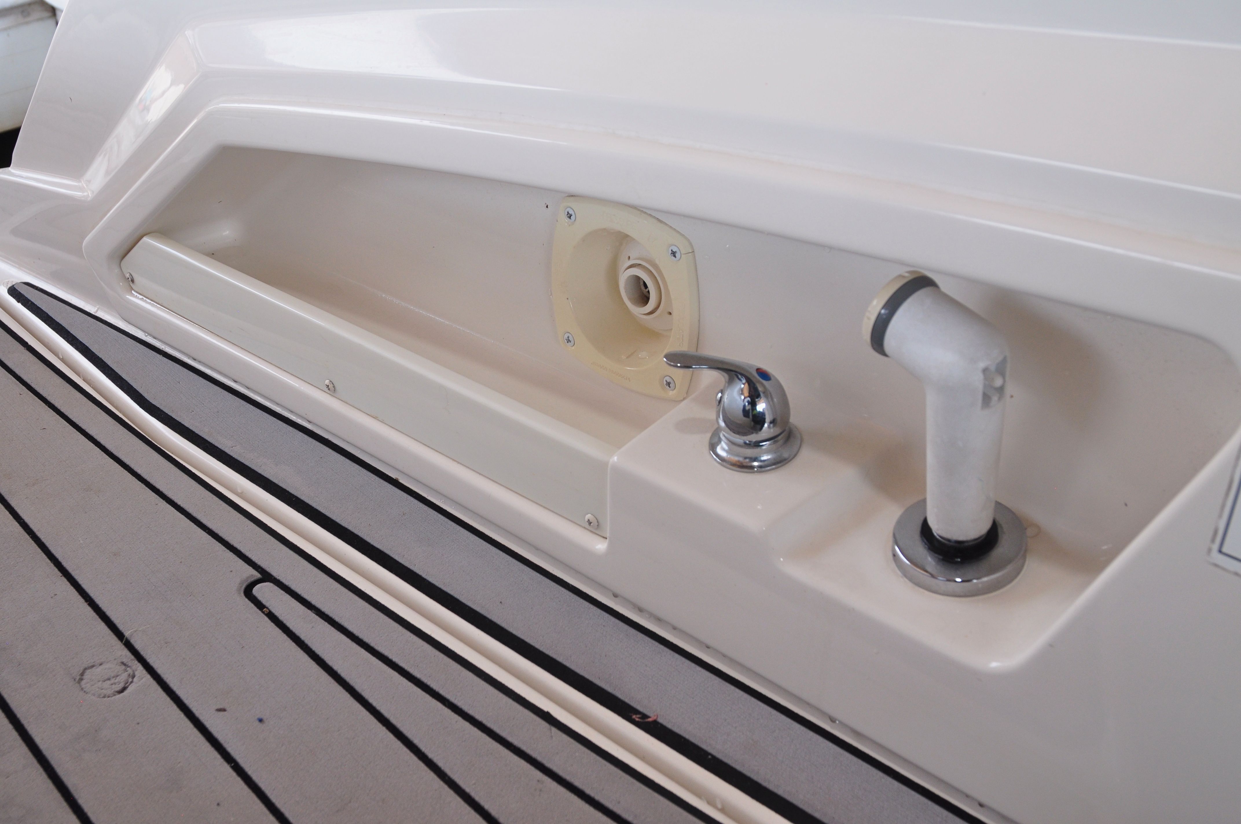 2014 Monterey 328SS Super Sport - 40
