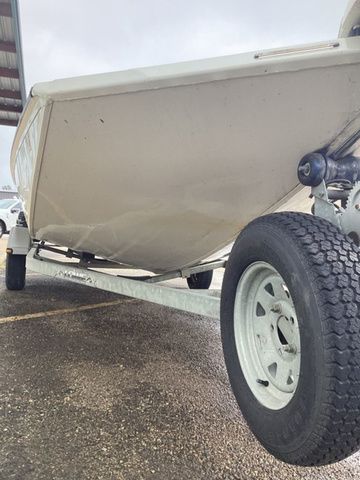 2013 Lowe Stinger 18 HP - 18