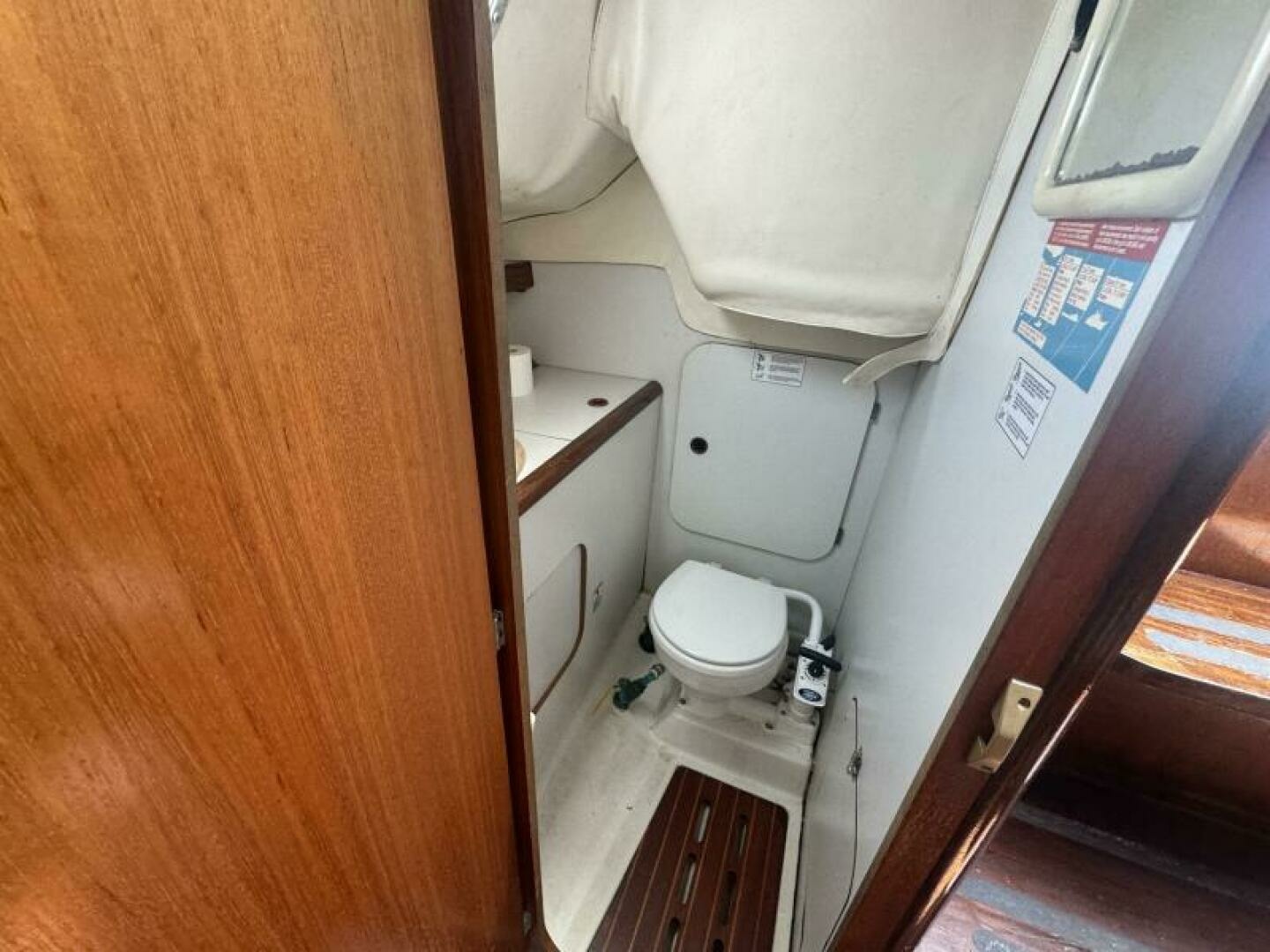 1988 Beneteau First 285 - Image 18