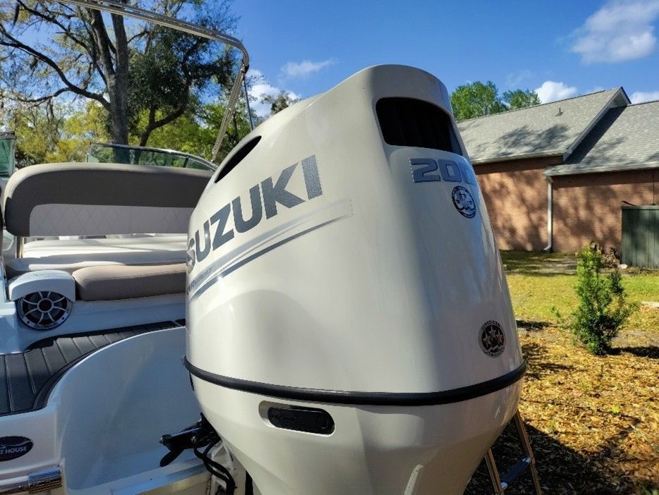 2018 Crownline Eclipse E23 XS - 12
