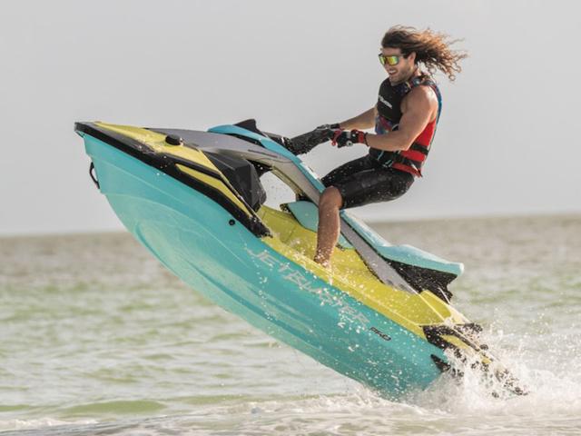2025 Yamaha WaveRunner JetBlaster - 4