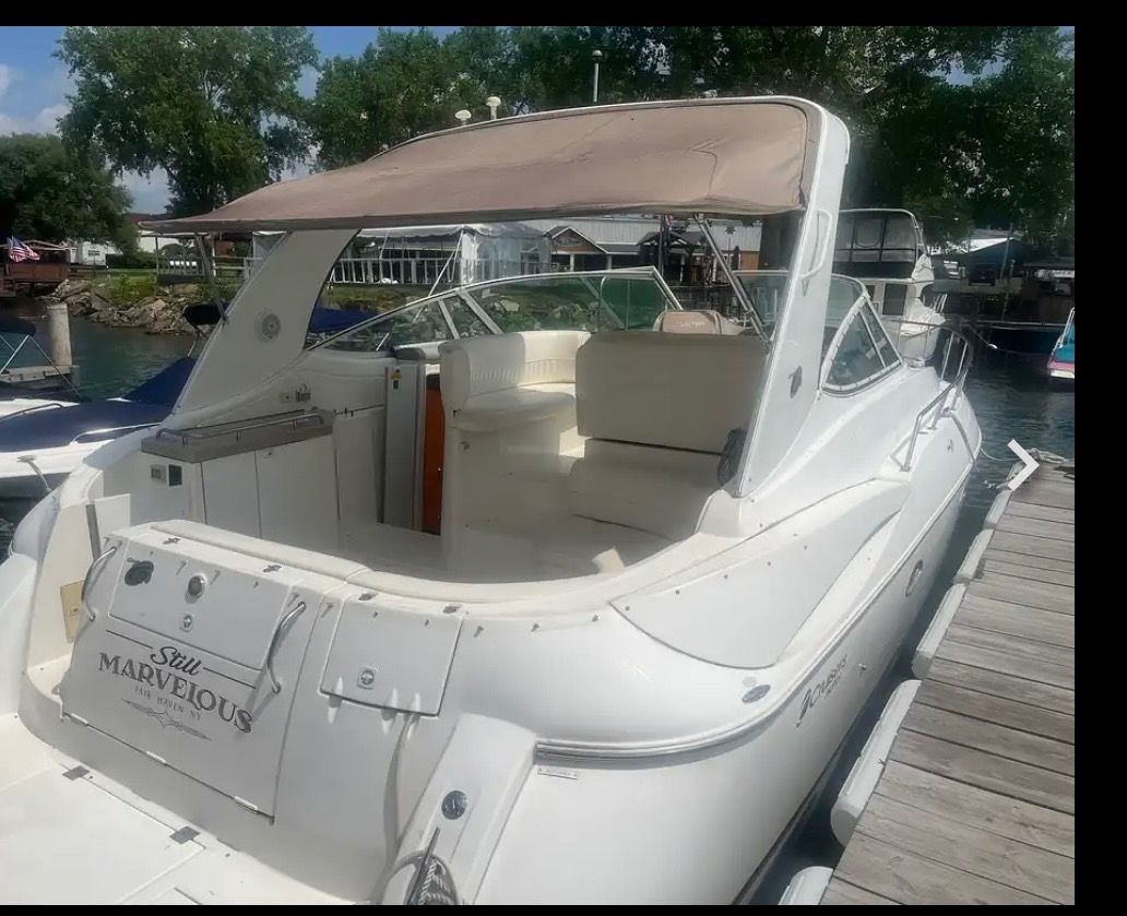 2004 Cruisers Yachts 370 Express - 7