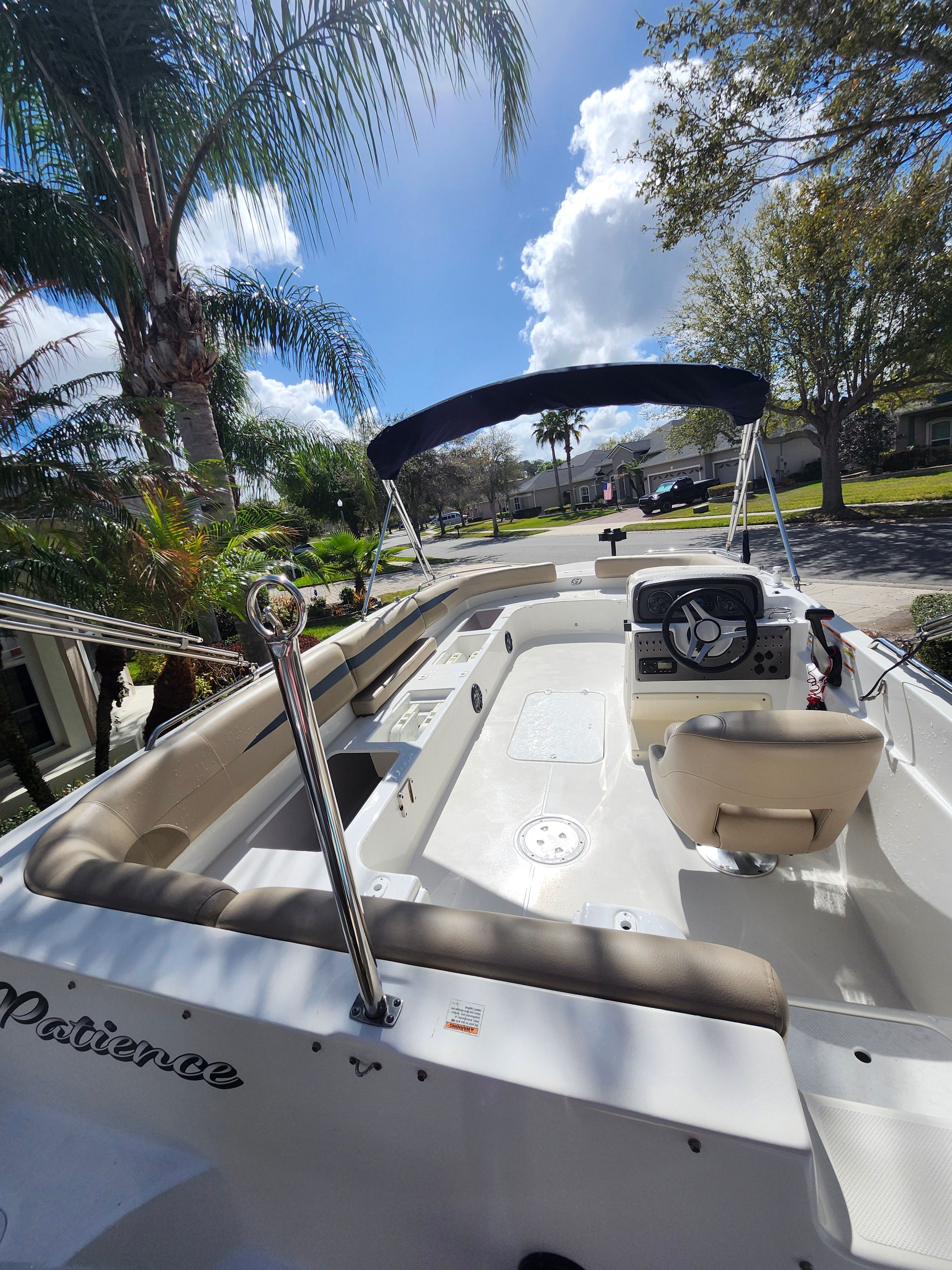 2021 Hurricane SunDeck 201 OB - 8