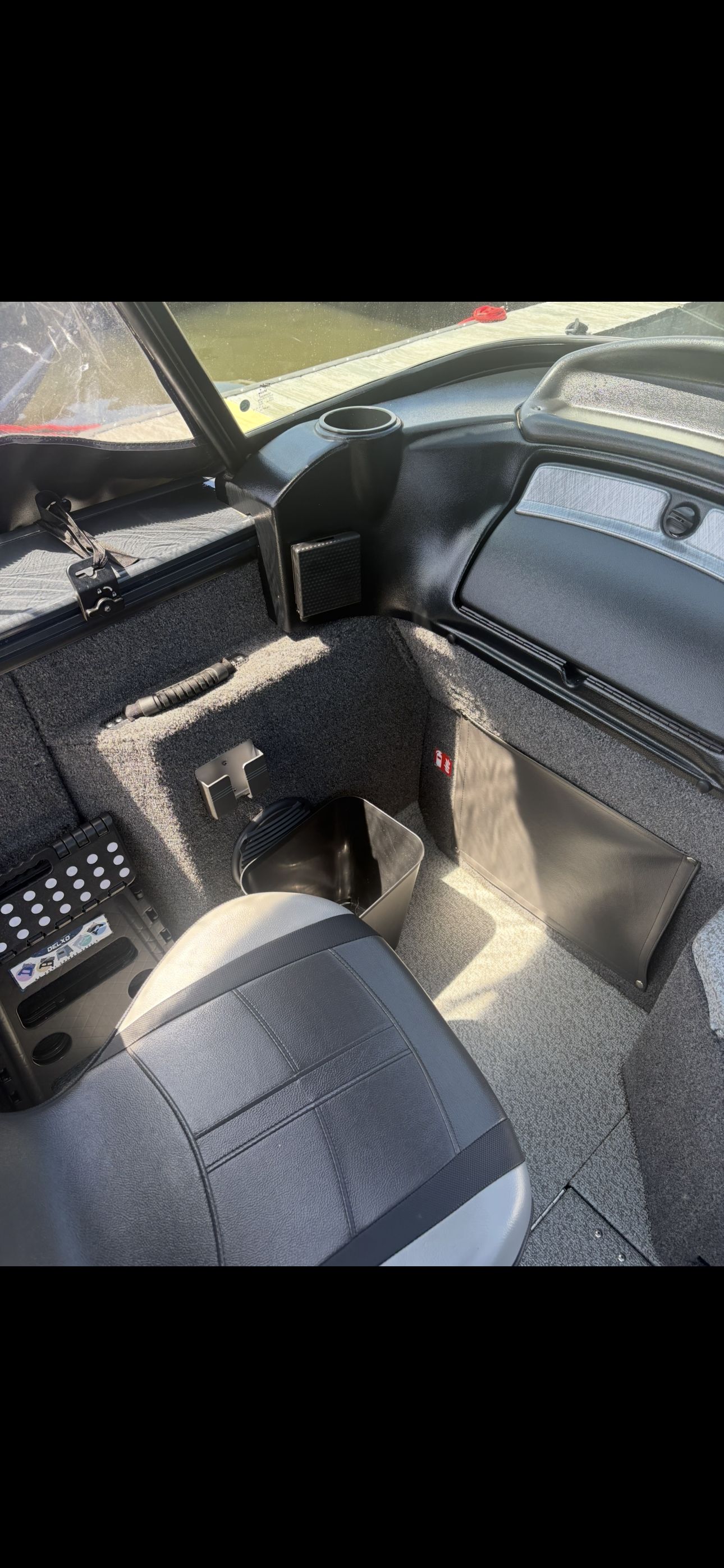 Interior of the 2025 Lund Fisherman 2075