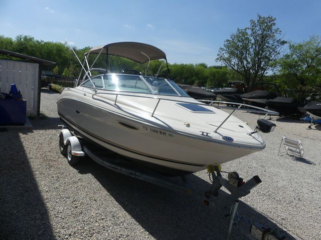 2003 Sea Ray 225 Weekender - 25