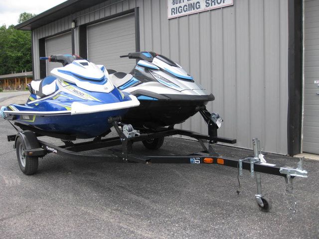 2019 Yamaha WaveRunner GP1800R