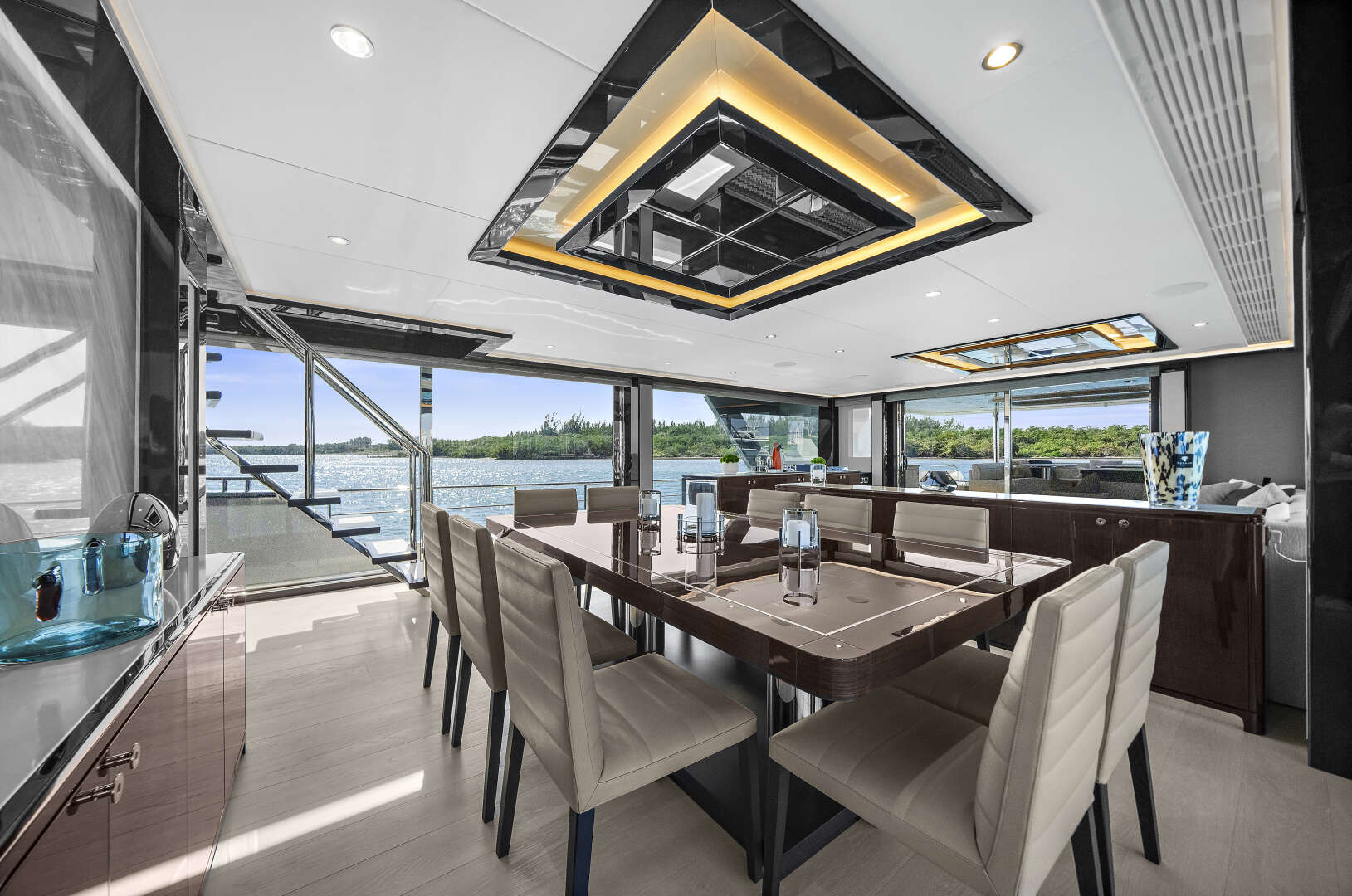 2024 Ocean Alexander 32L - Image 36