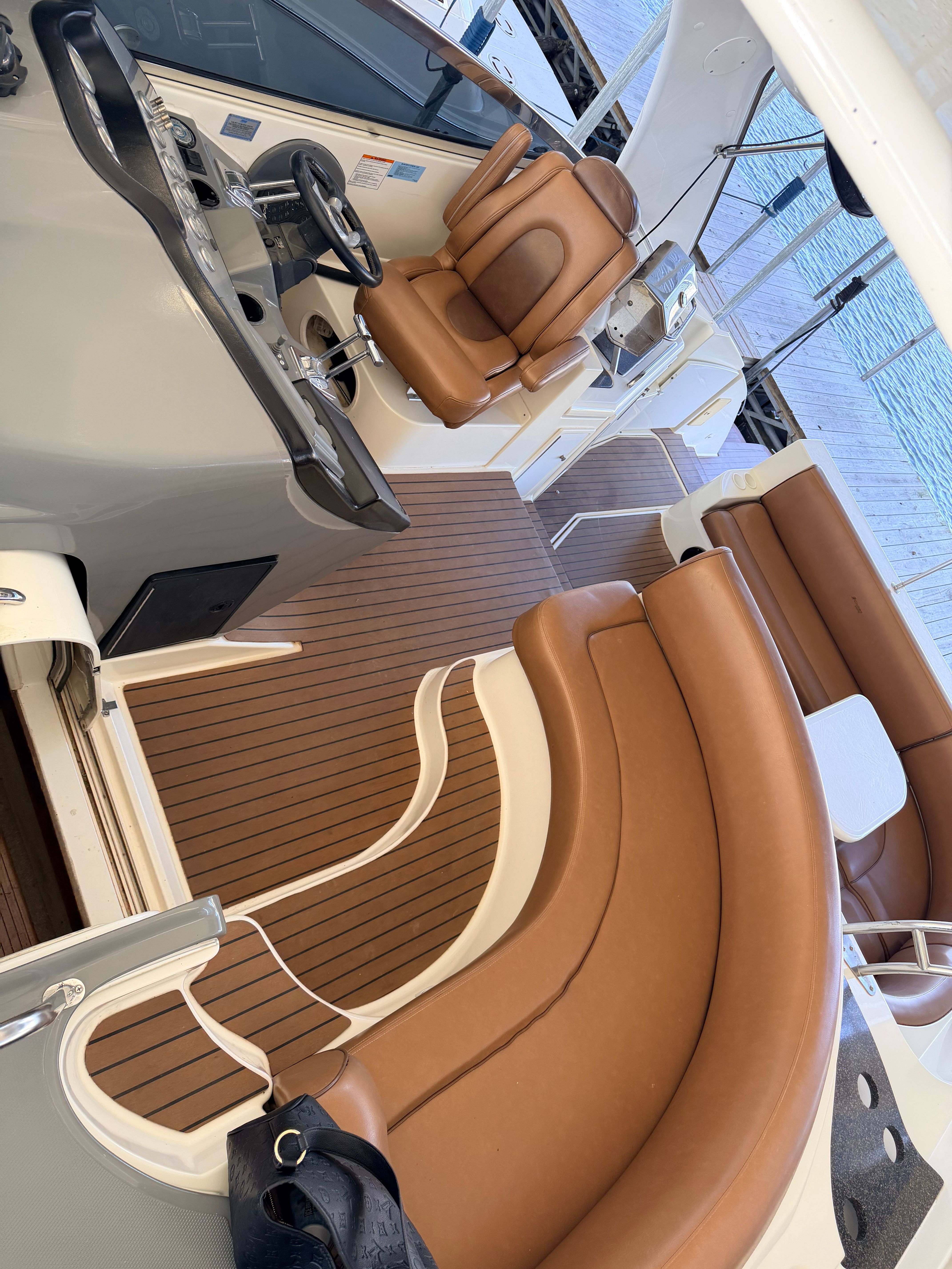 2006 Cruisers Yachts 460 Express - 34