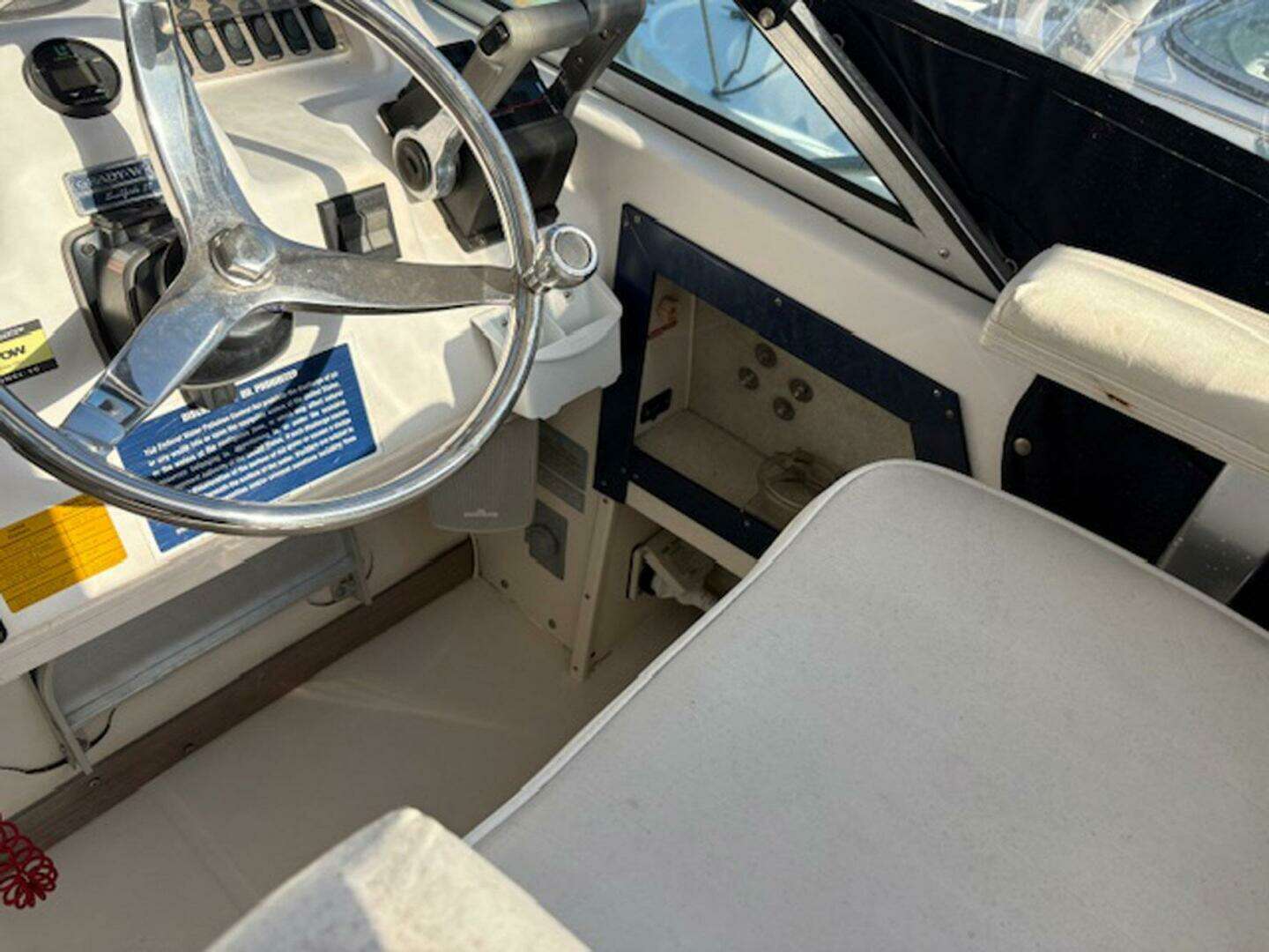 1995 Grady-White Sailfish 27 - Image 16