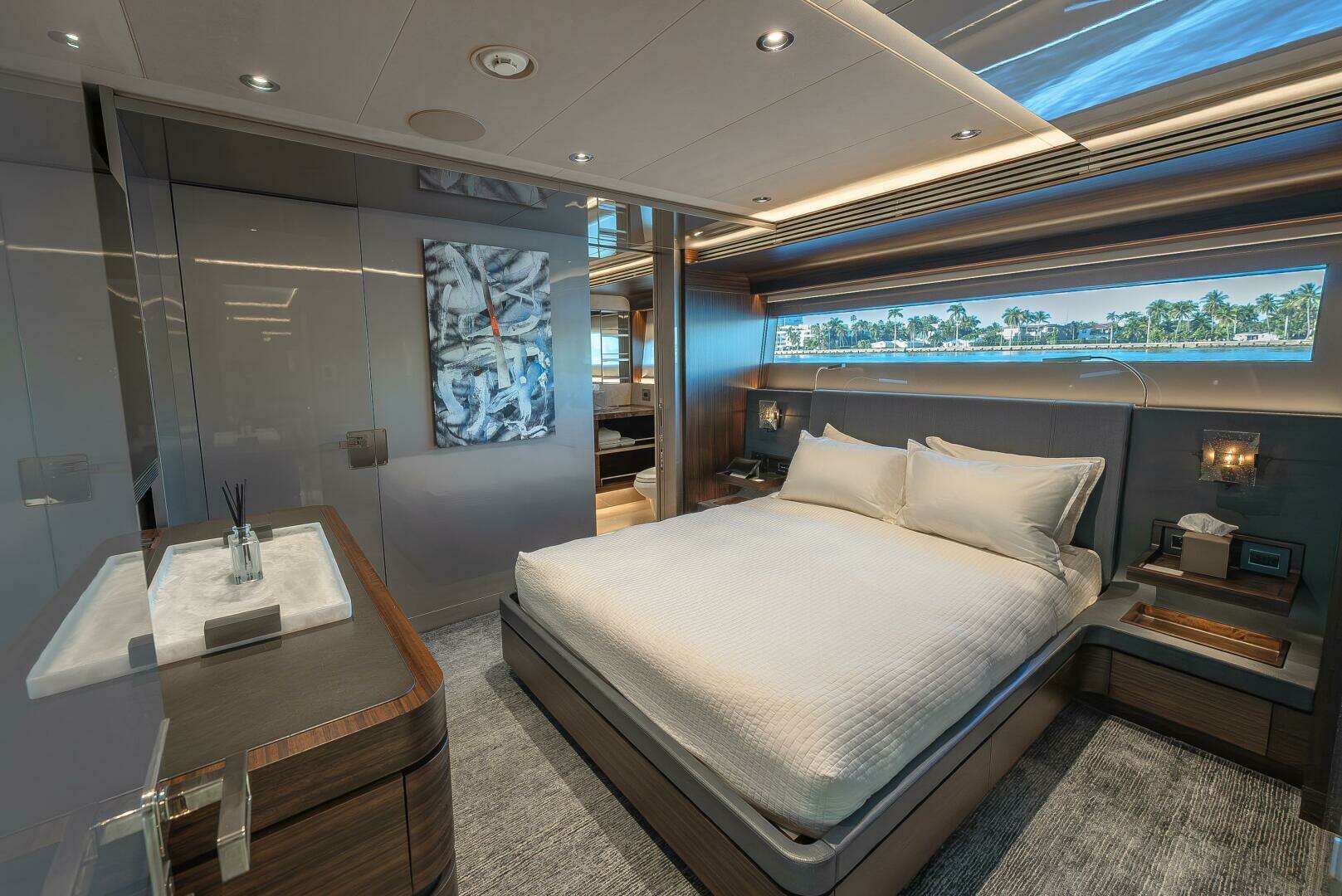 2018 Westport Raised Pilothouse - Image 22