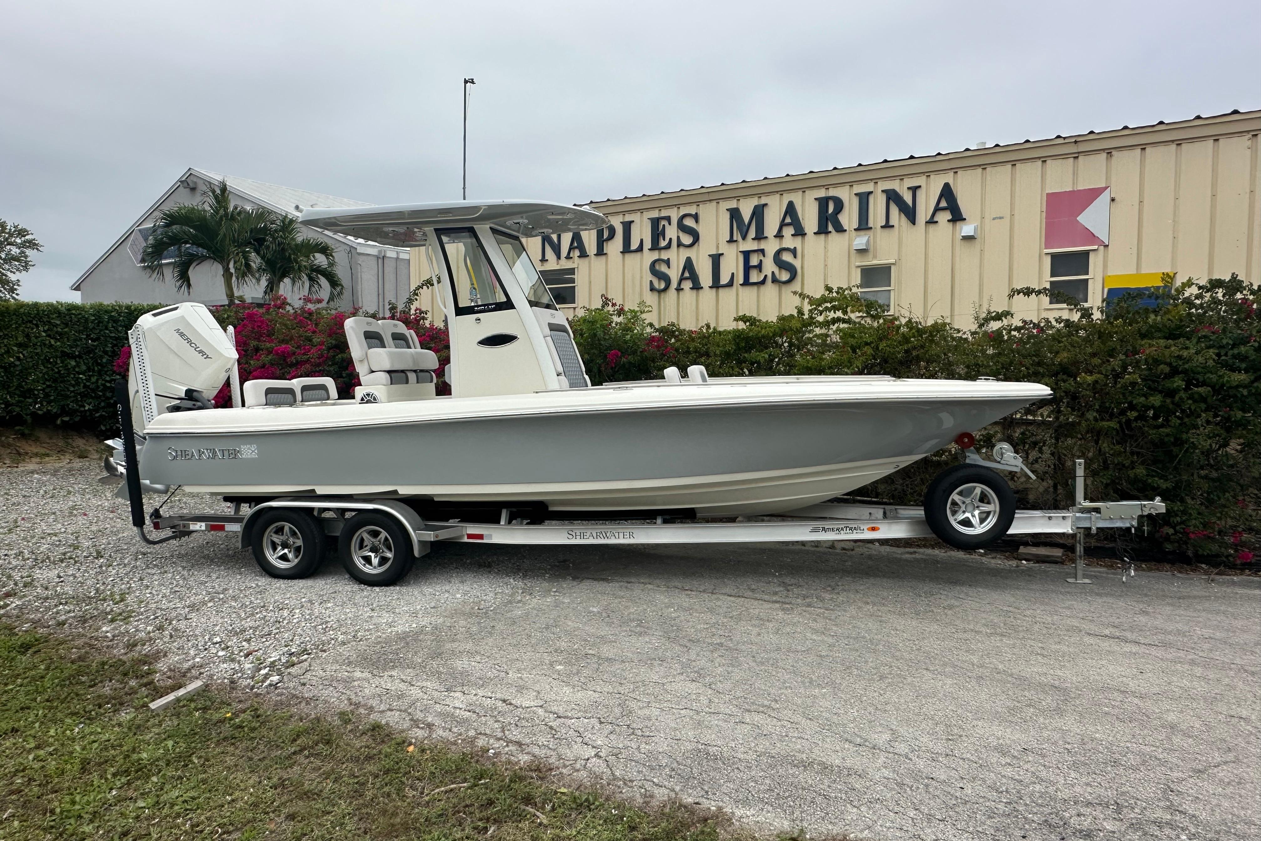 2026 ShearWater 260 SS Carolina