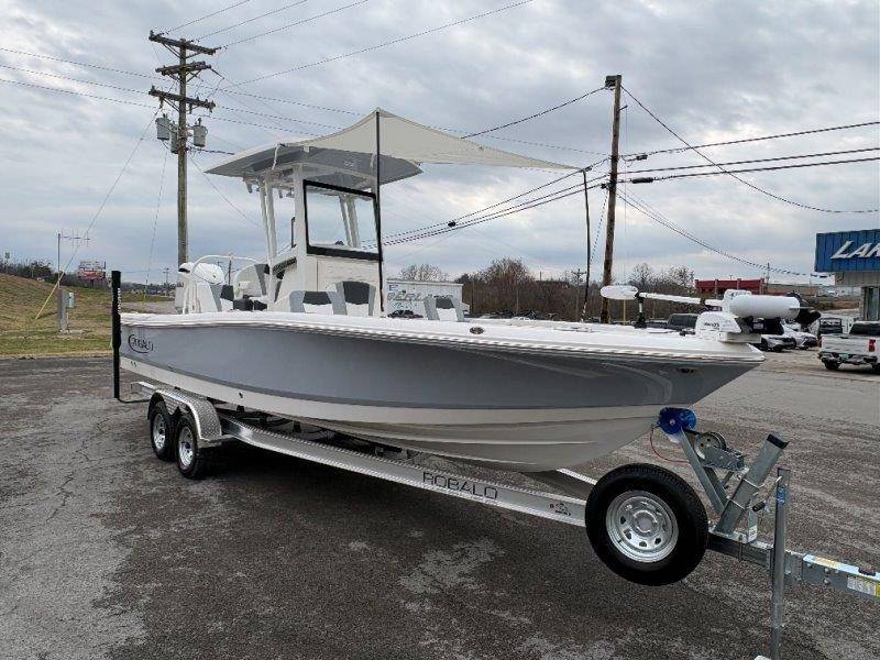 2026 Robalo 246 Cayman - 35