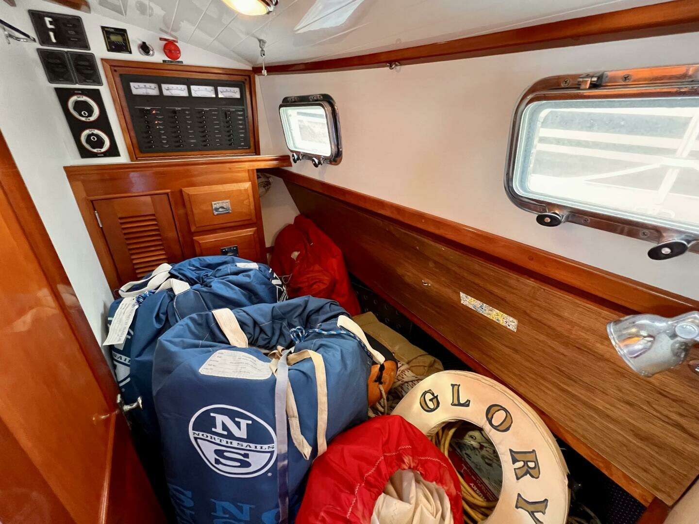2001 Shannon 43 Cutter - Image 28