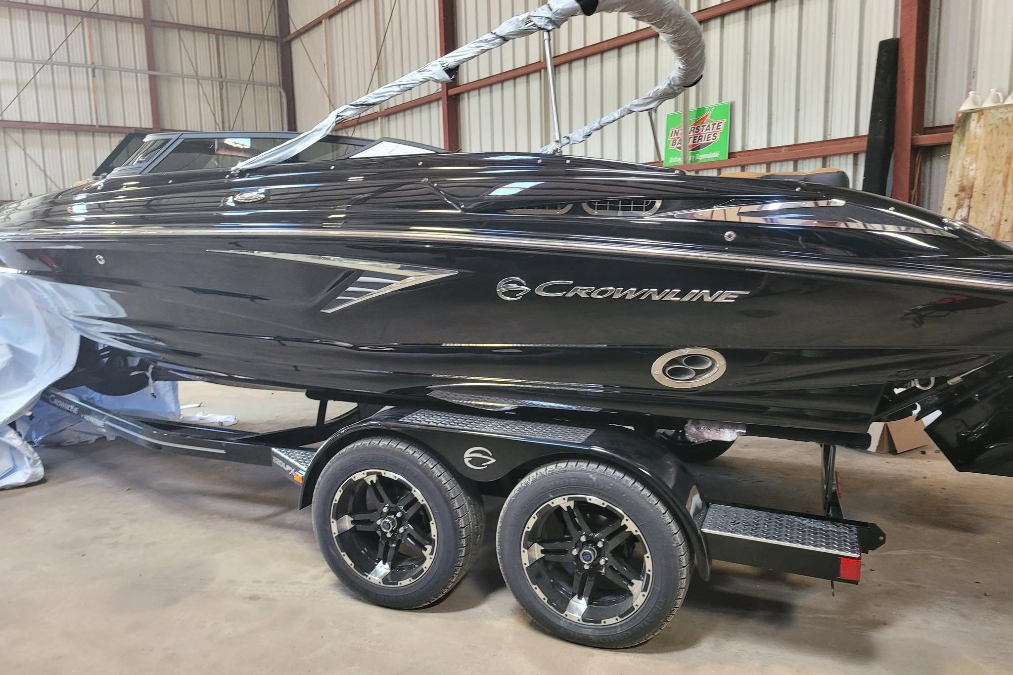 2027 Crownline 220 SS LPX