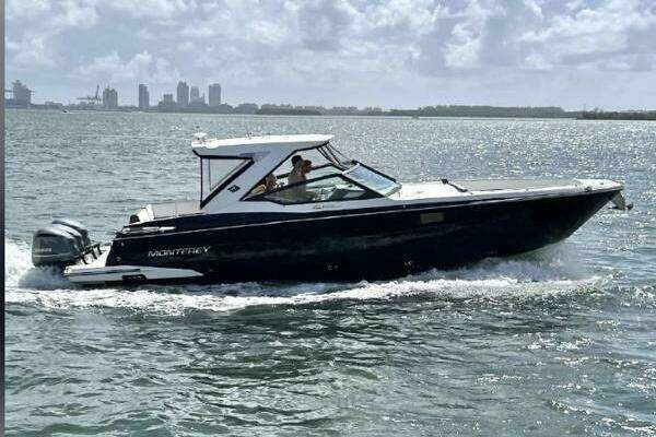 2018 Monterey 385 SE