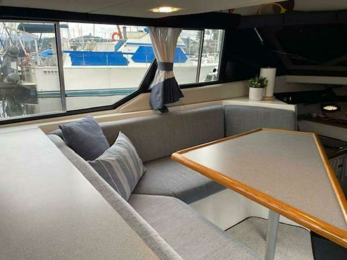 1991 Bayliner — - Image 5