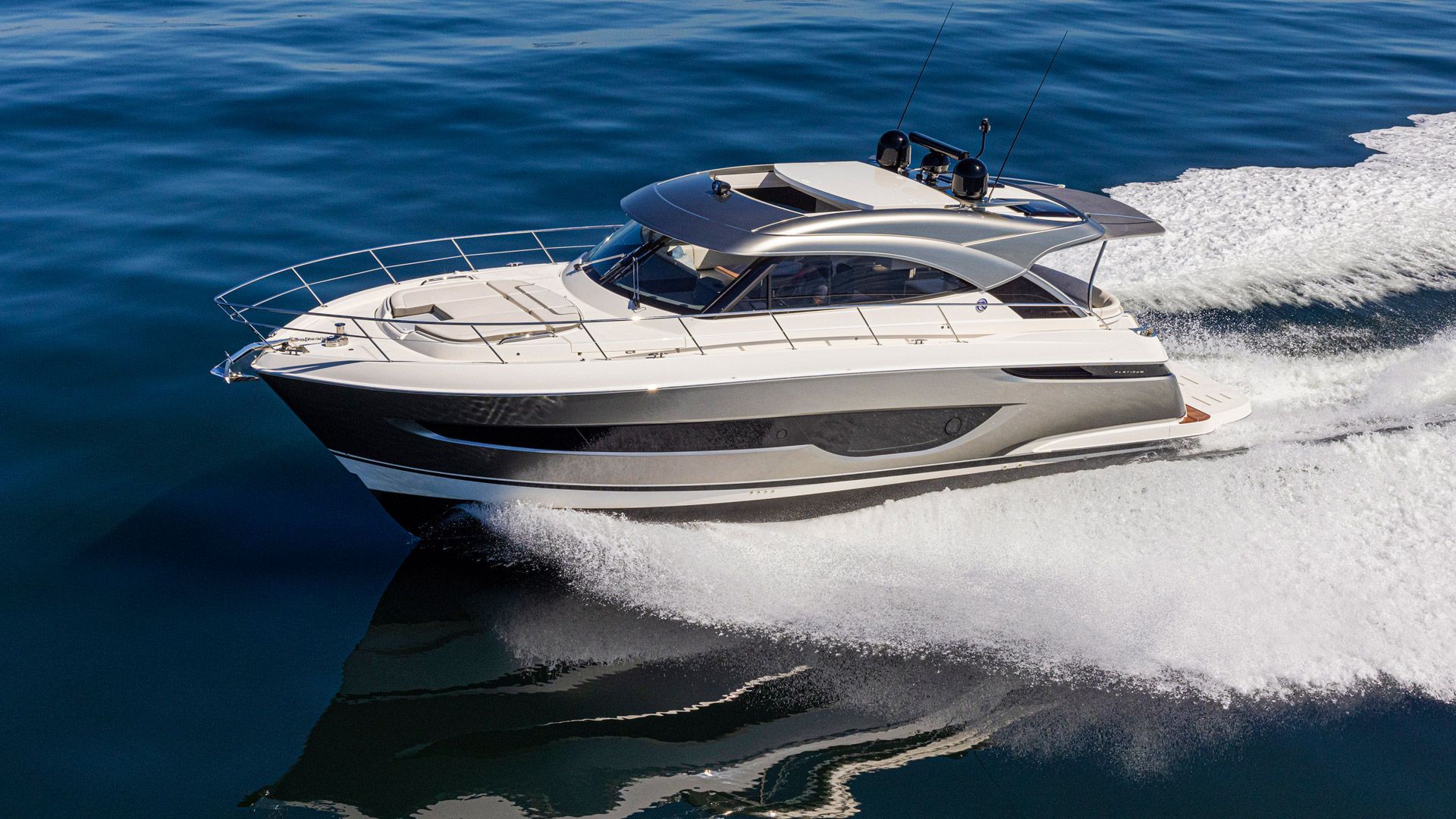2027 Riviera 46 Sports Motor Yacht
