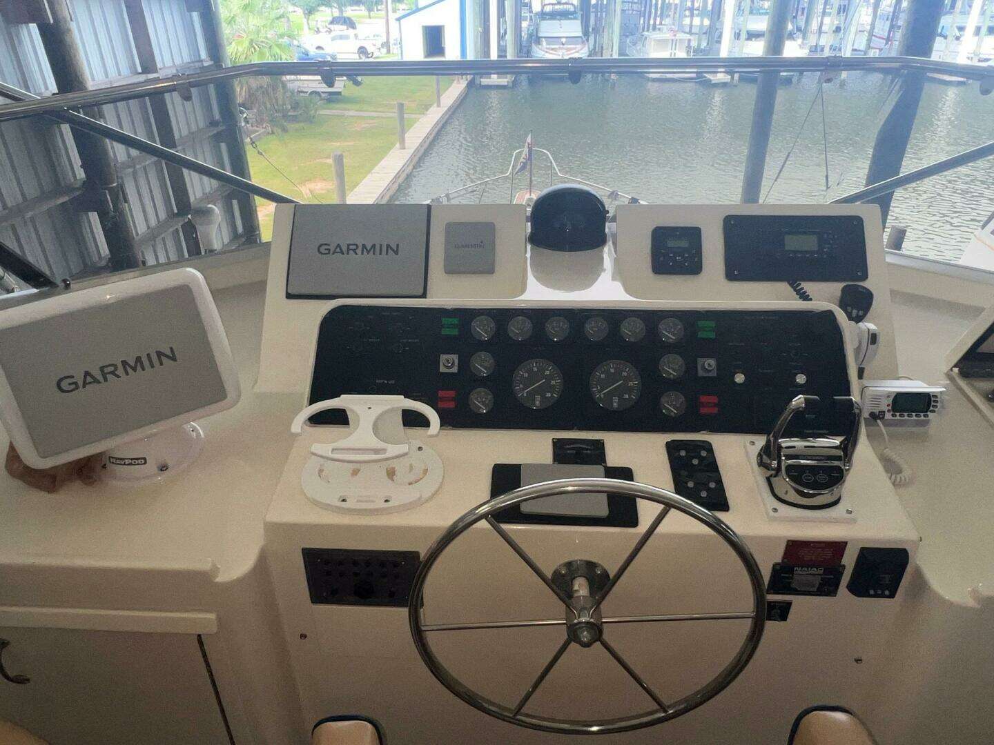 1988 Hatteras Motor Yacht - Image 102