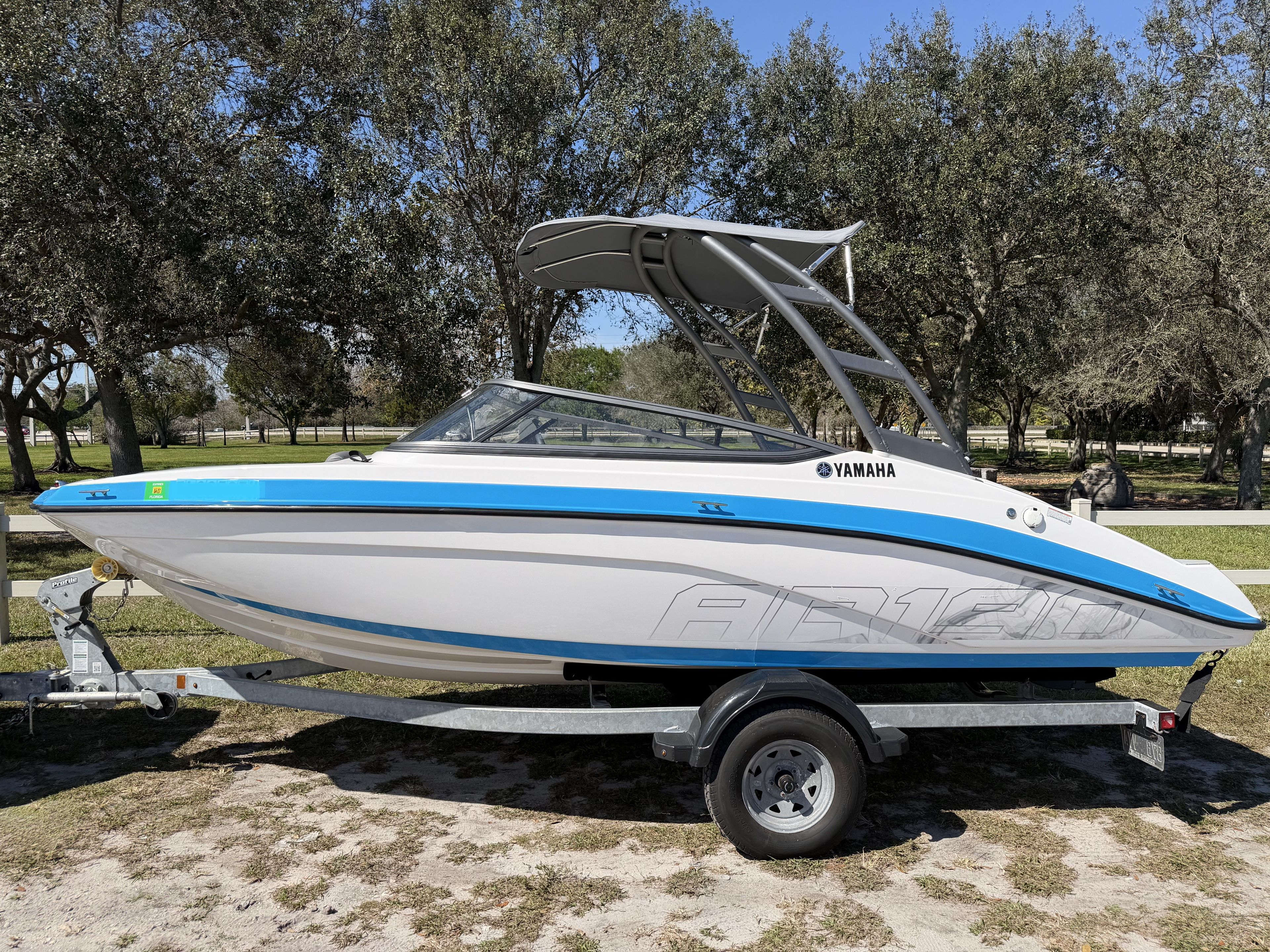 2022 Yamaha Boats AR190 - 6