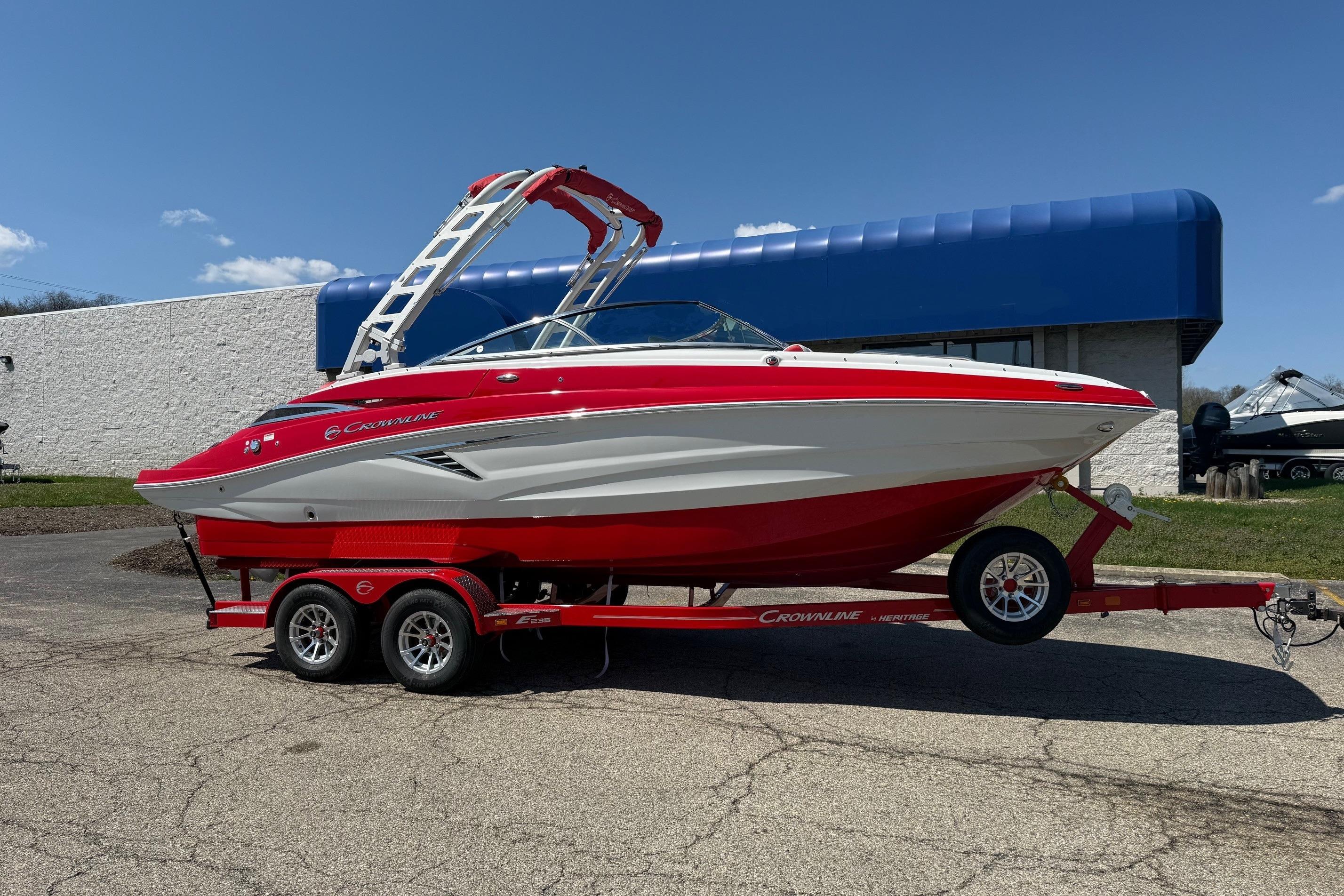 2025 Crownline Eclipse E235
