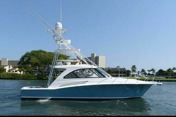 2015 Hatteras Express Sportfish