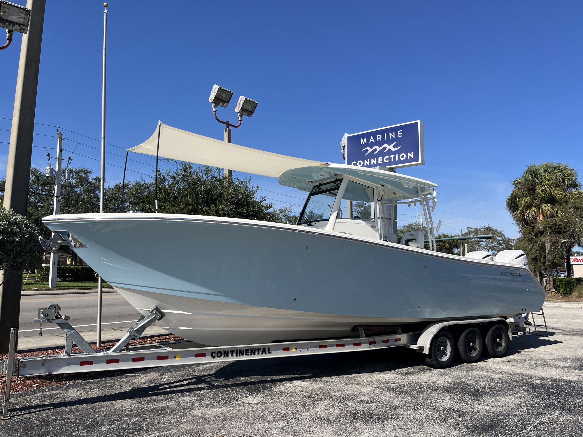 2026 Cobia 320 Center Console - 36