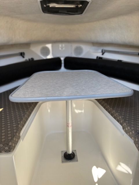 2001 Robalo 2240 Walkaround - 8