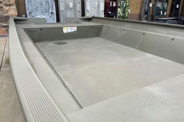 2025 Tracker Grizzly 2072 Utility boat, sturdy design, spacious deck.