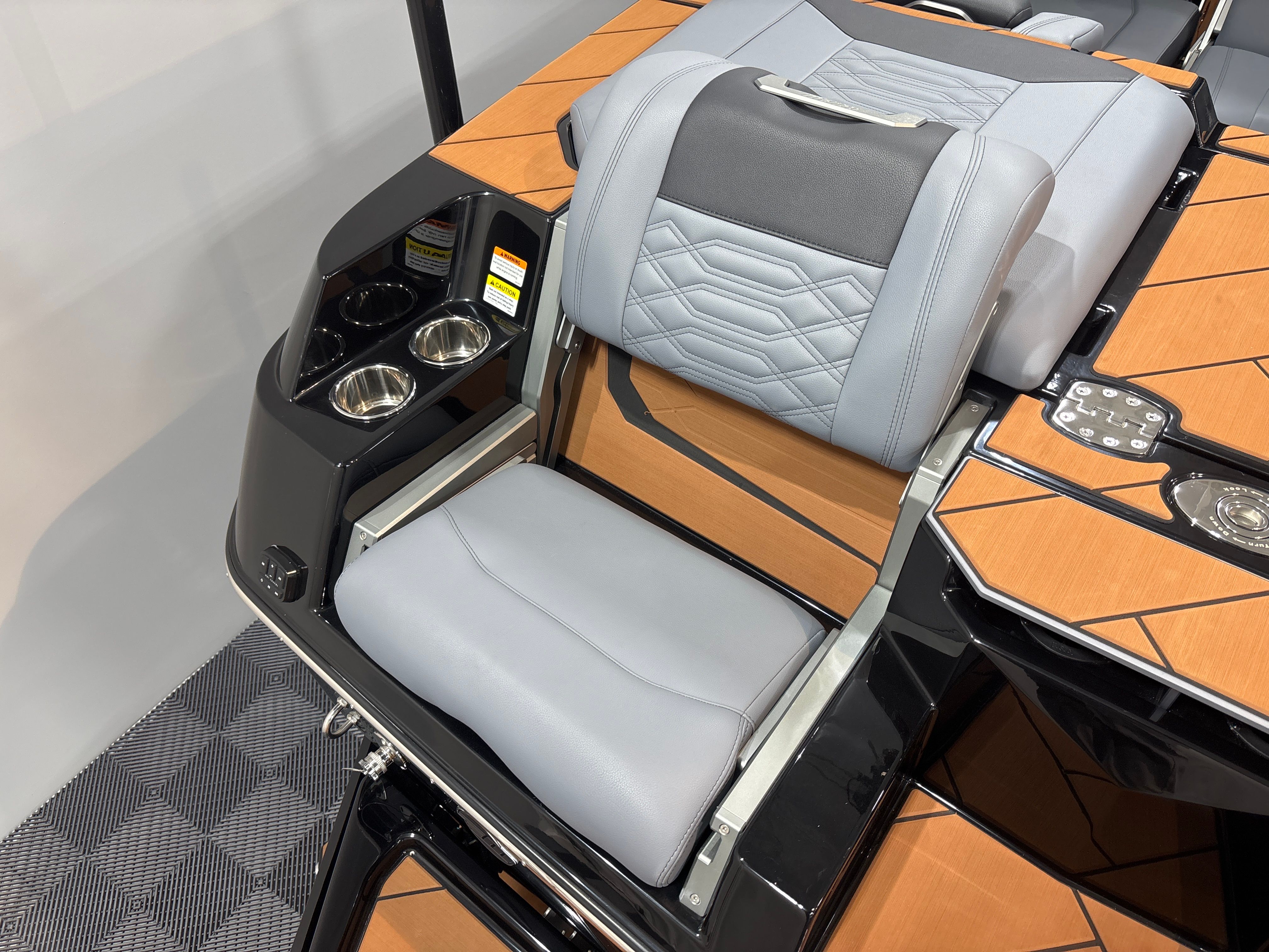 2026 Malibu 26 LSV - 19