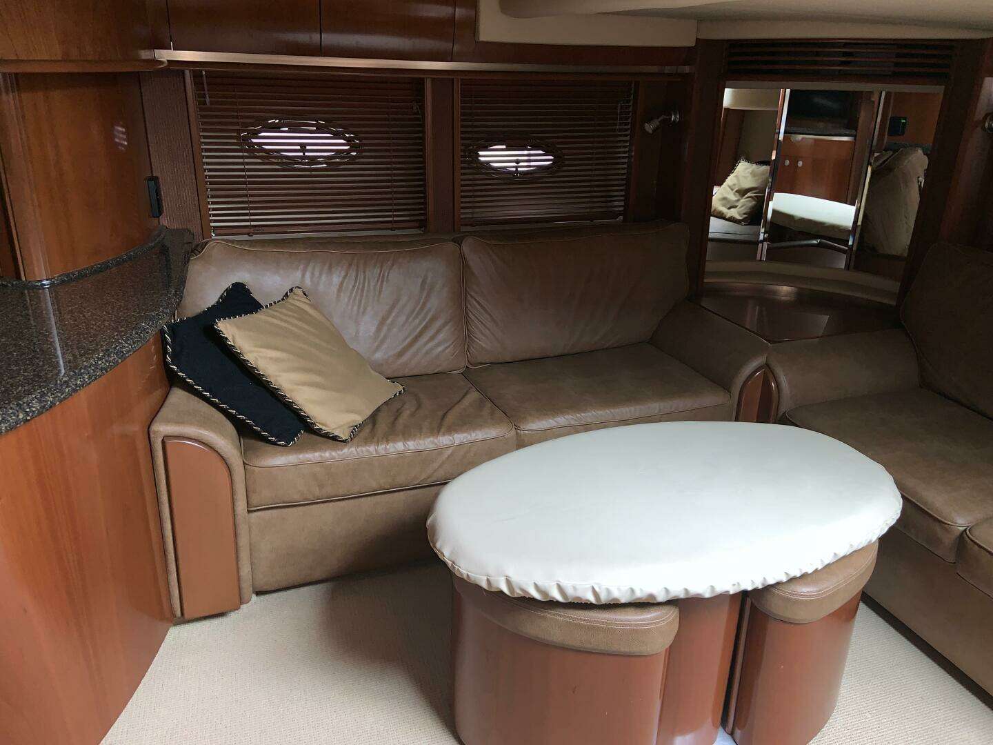 2005 Sea Ray 500 Sundancer - Image 49