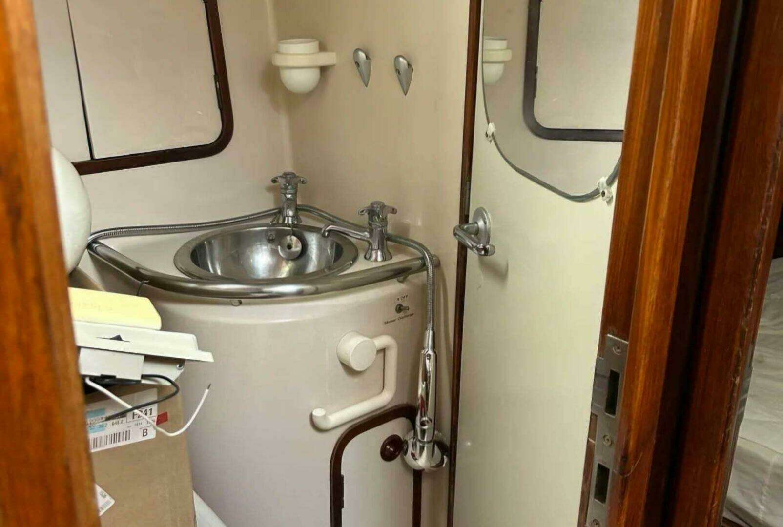 1991 Beneteau Oceanis 50 - Image 35