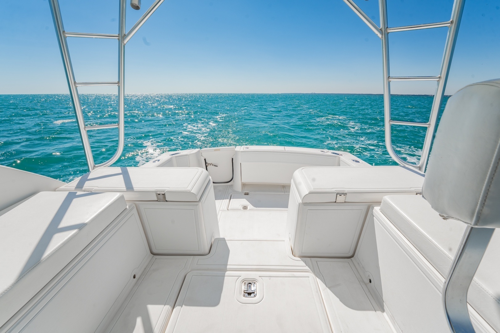 2004 Luhrs 320 Open - Image 10