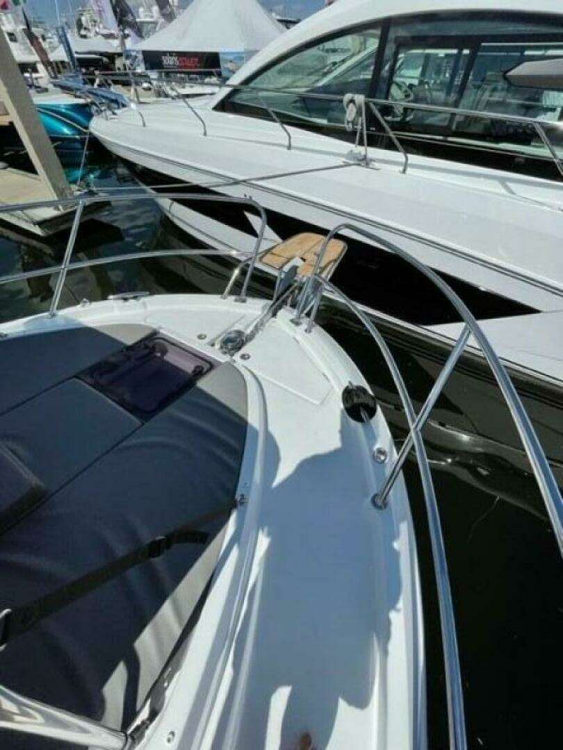 2026 Beneteau Antares 11 Fly - Image 36