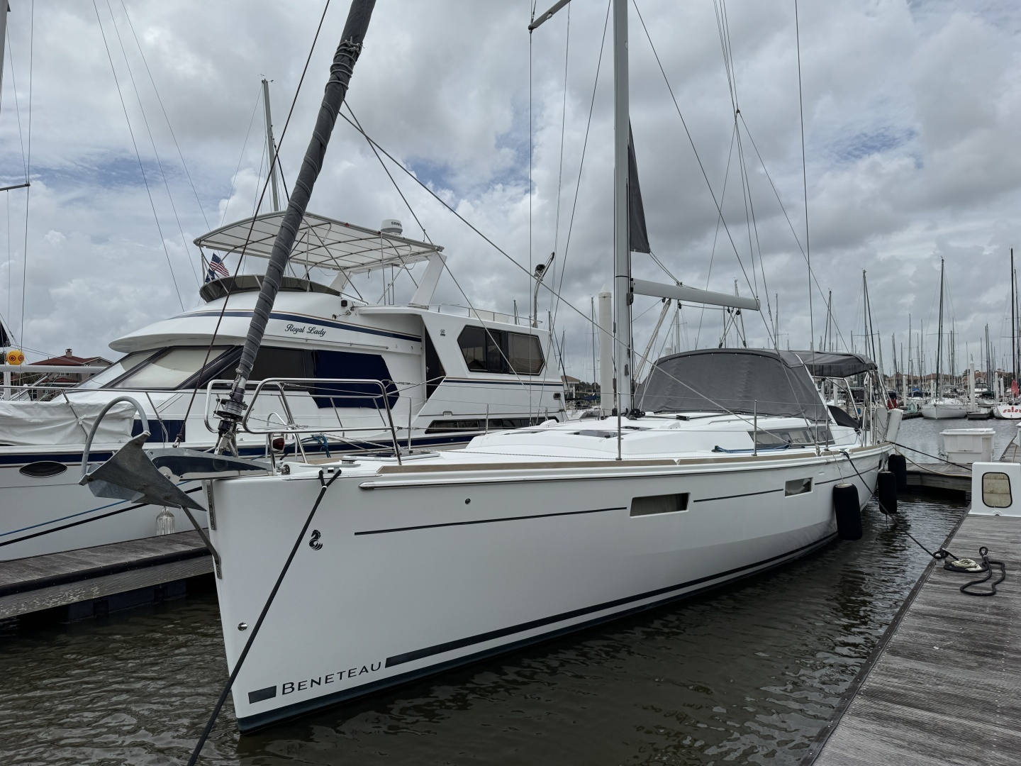 2017 Beneteau Oceanis 45 - Image 32