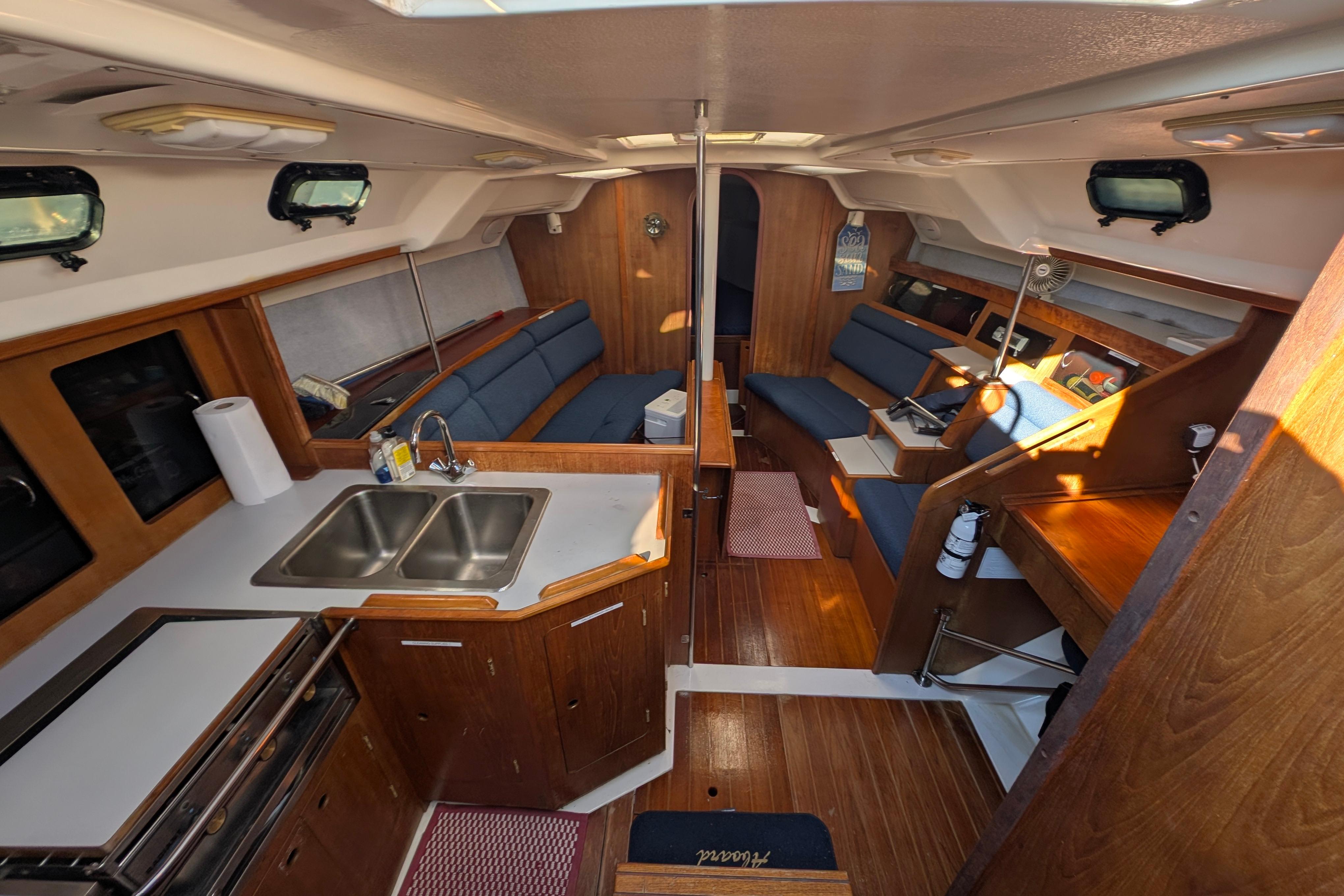 1988 Hunter Legend 37 - 4