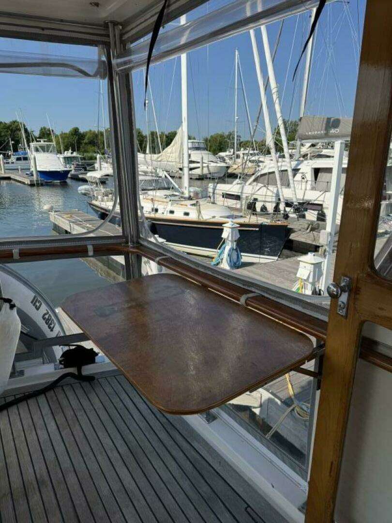 1990 Marine Trader Tradewinds - Image 12