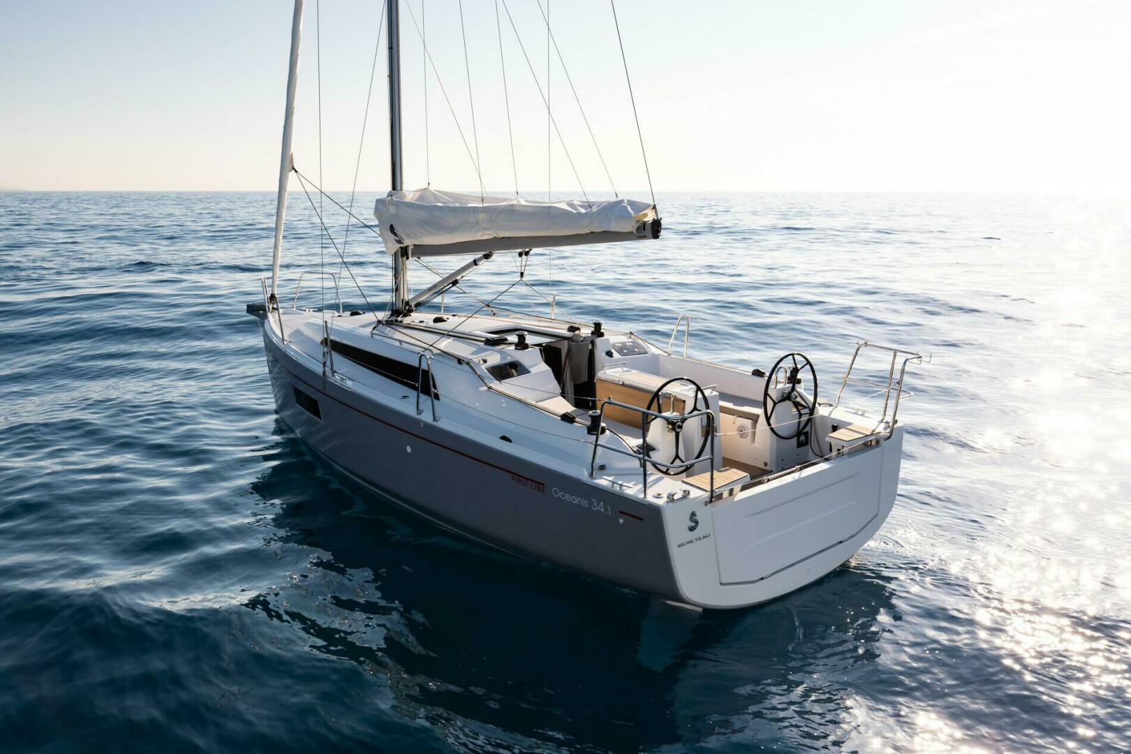 2025 Beneteau Oceanis 34.1 - Image 2