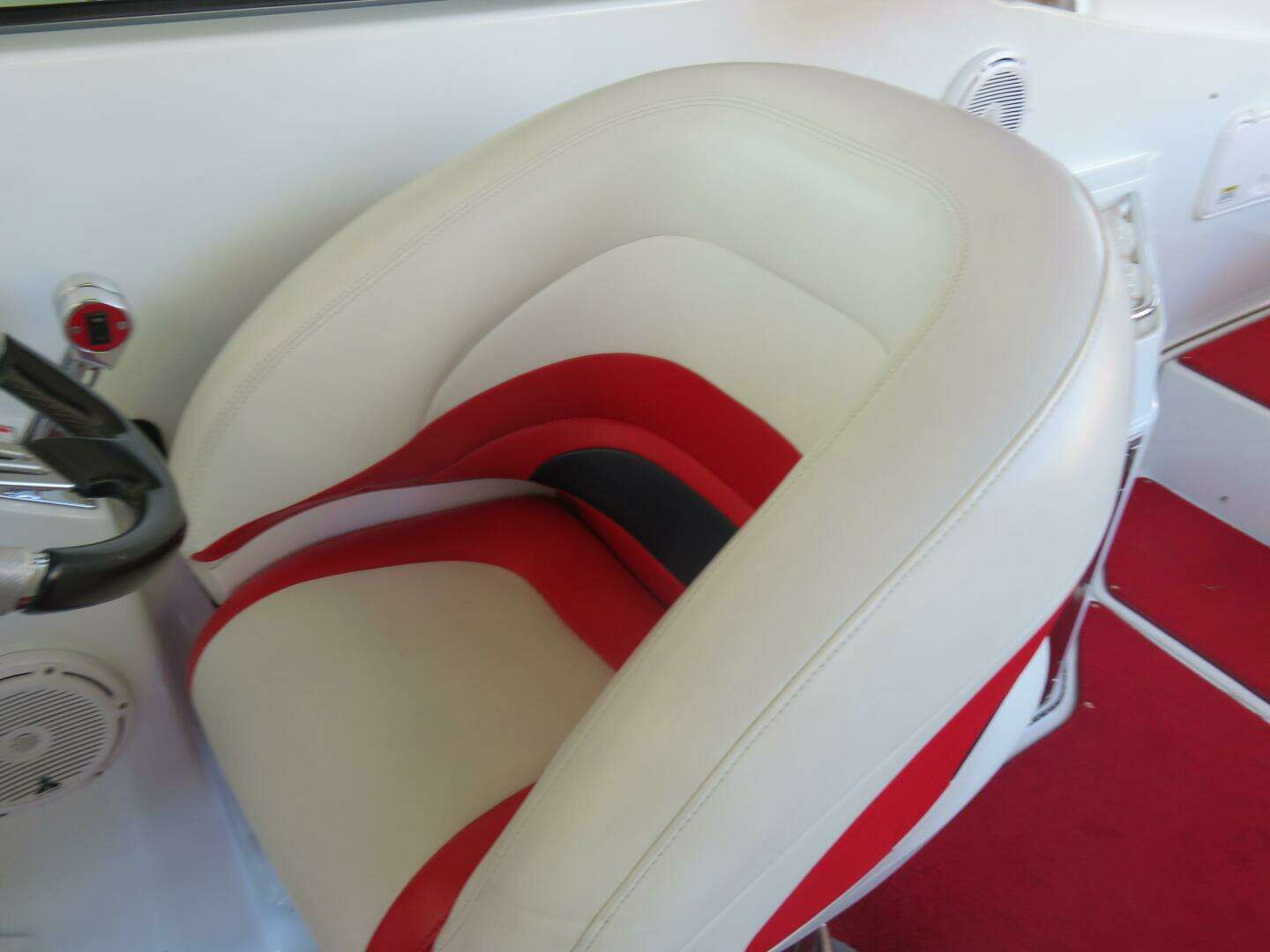 2008 Baja 335 Performance Cruiser - Image 14