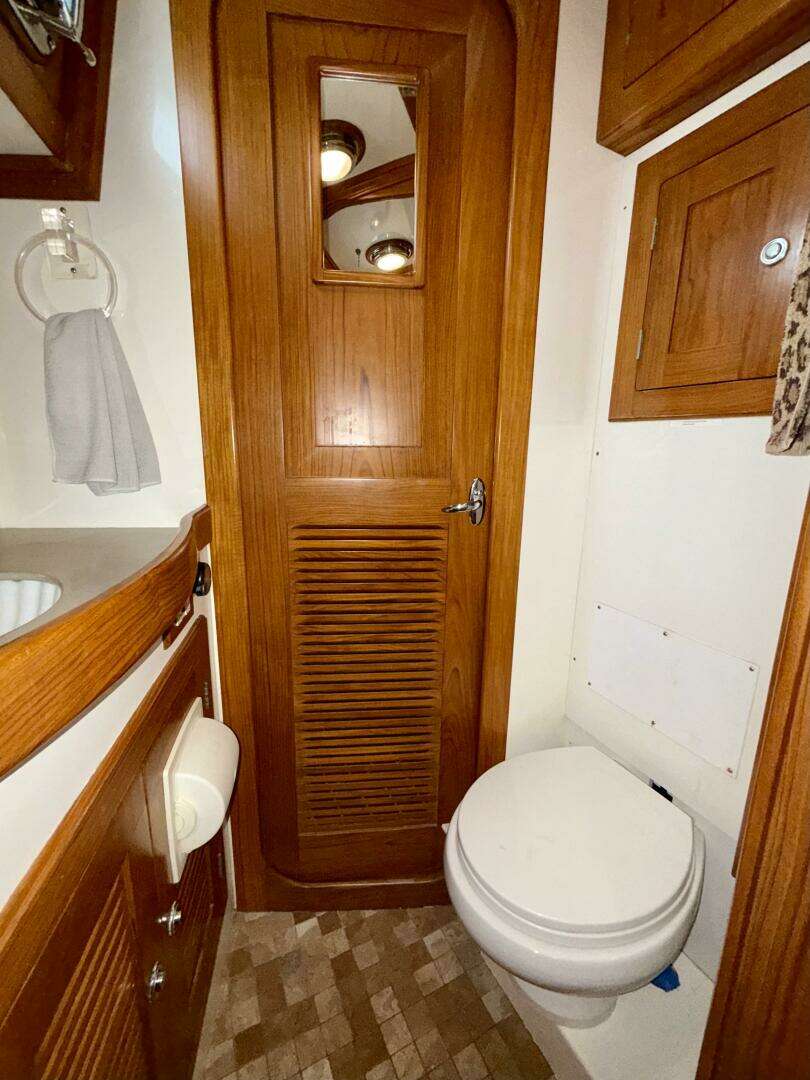 2005 Cabo Rico 42 Pilothouse - Image 16