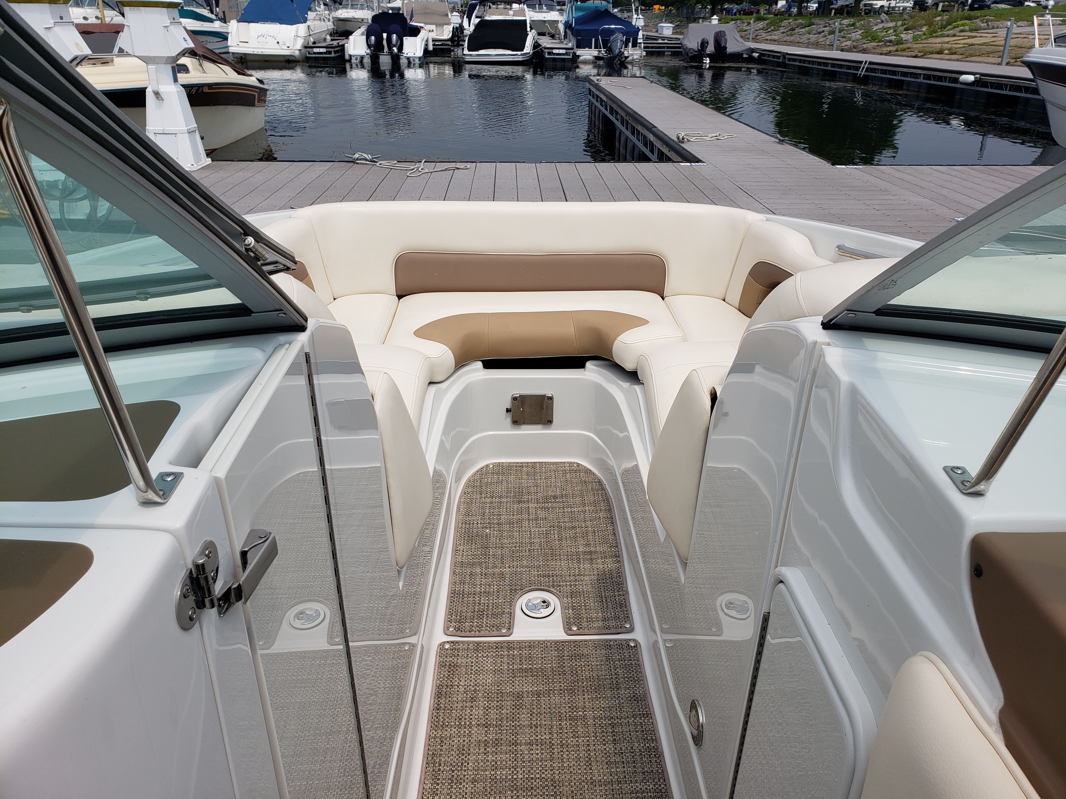 2017 Crownline Eclipse E4 - 10