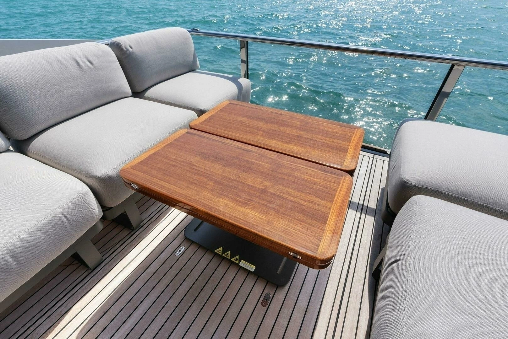2026 Absolute 70 Navetta - Image 63