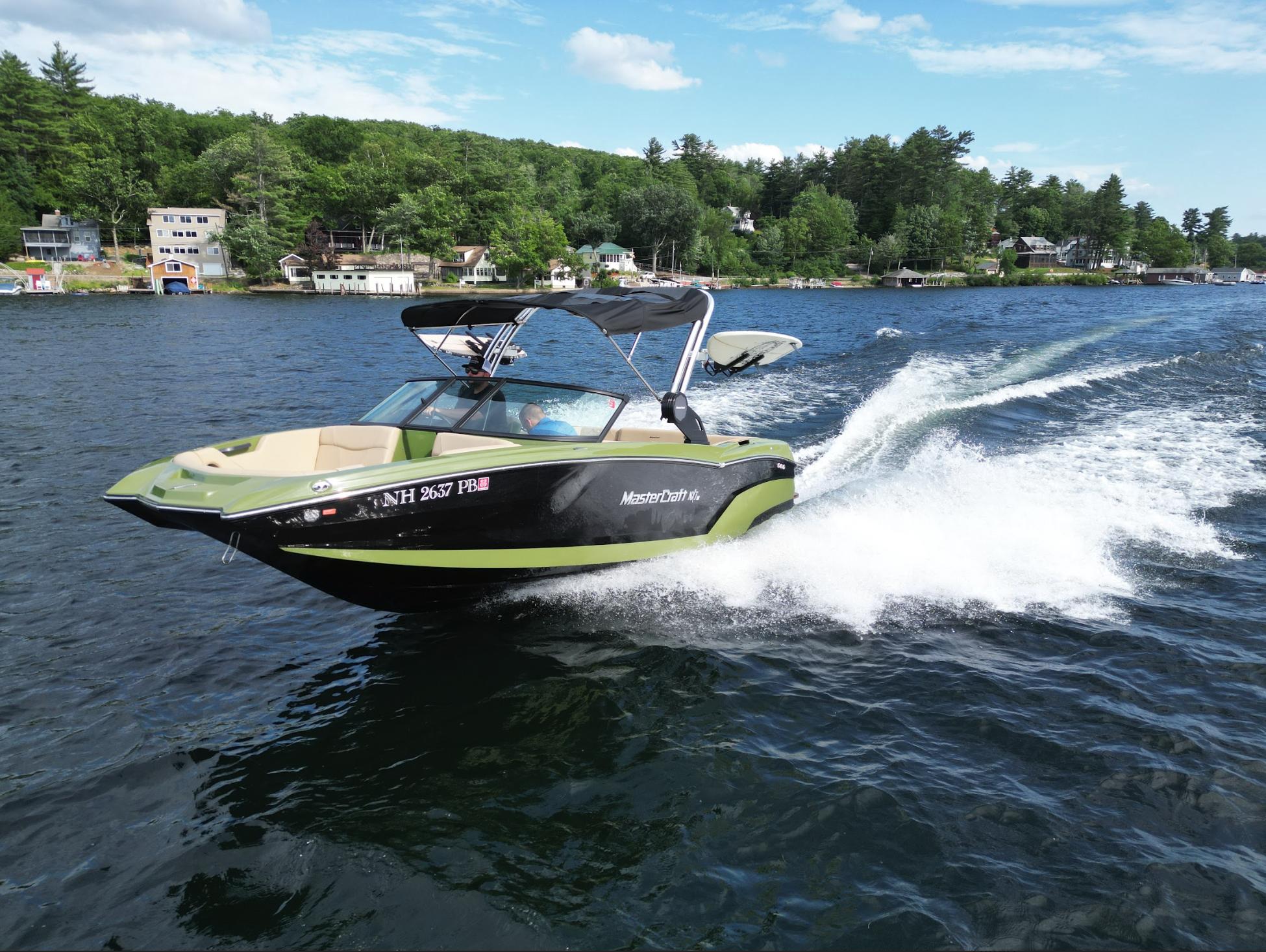 2023 MasterCraft NXT22