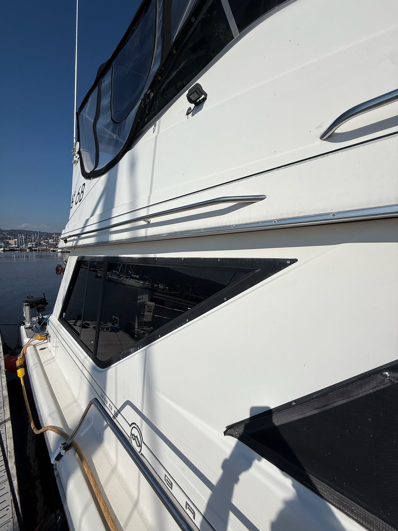 1996 Bayliner 3988 Motoryacht - 3