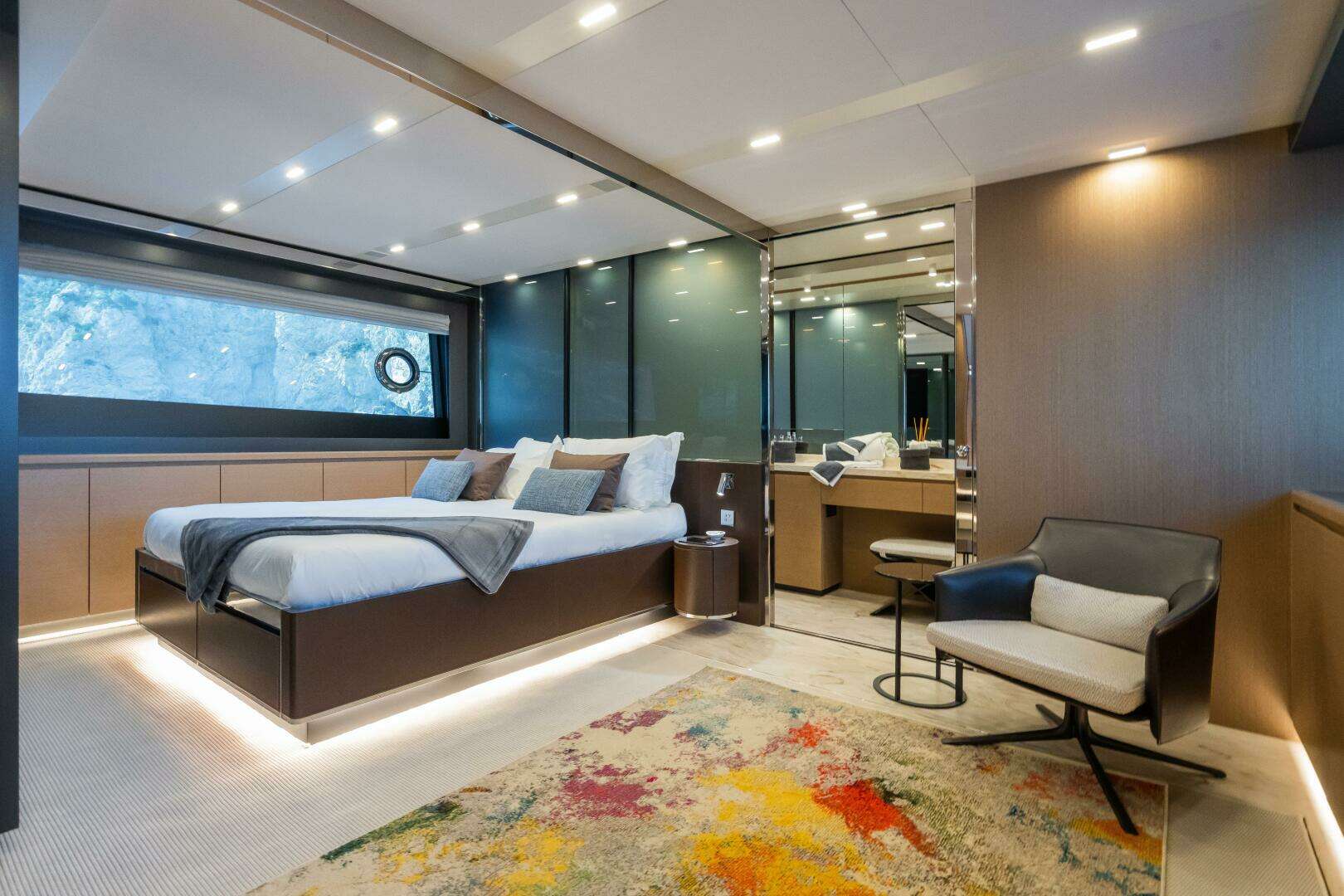2021 Riva 88 Folgore - Image 15