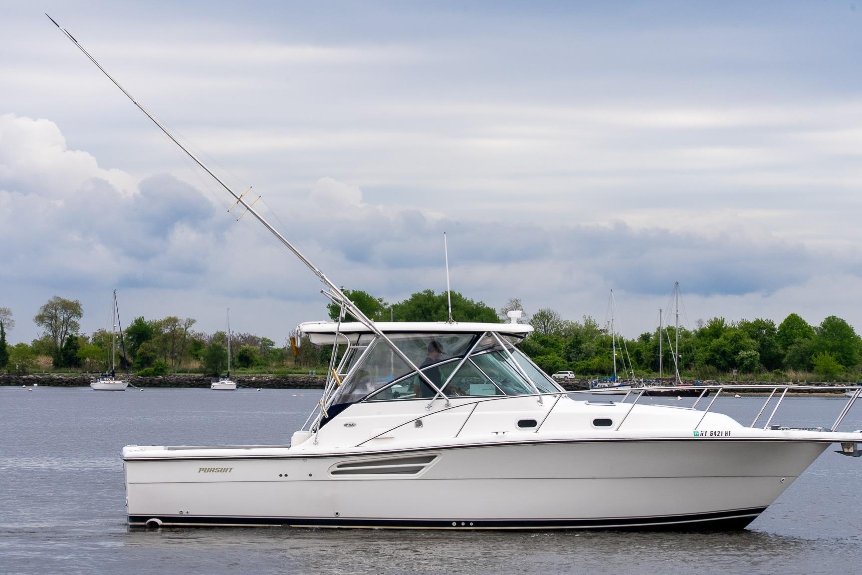 2003 Pursuit 3400 Express